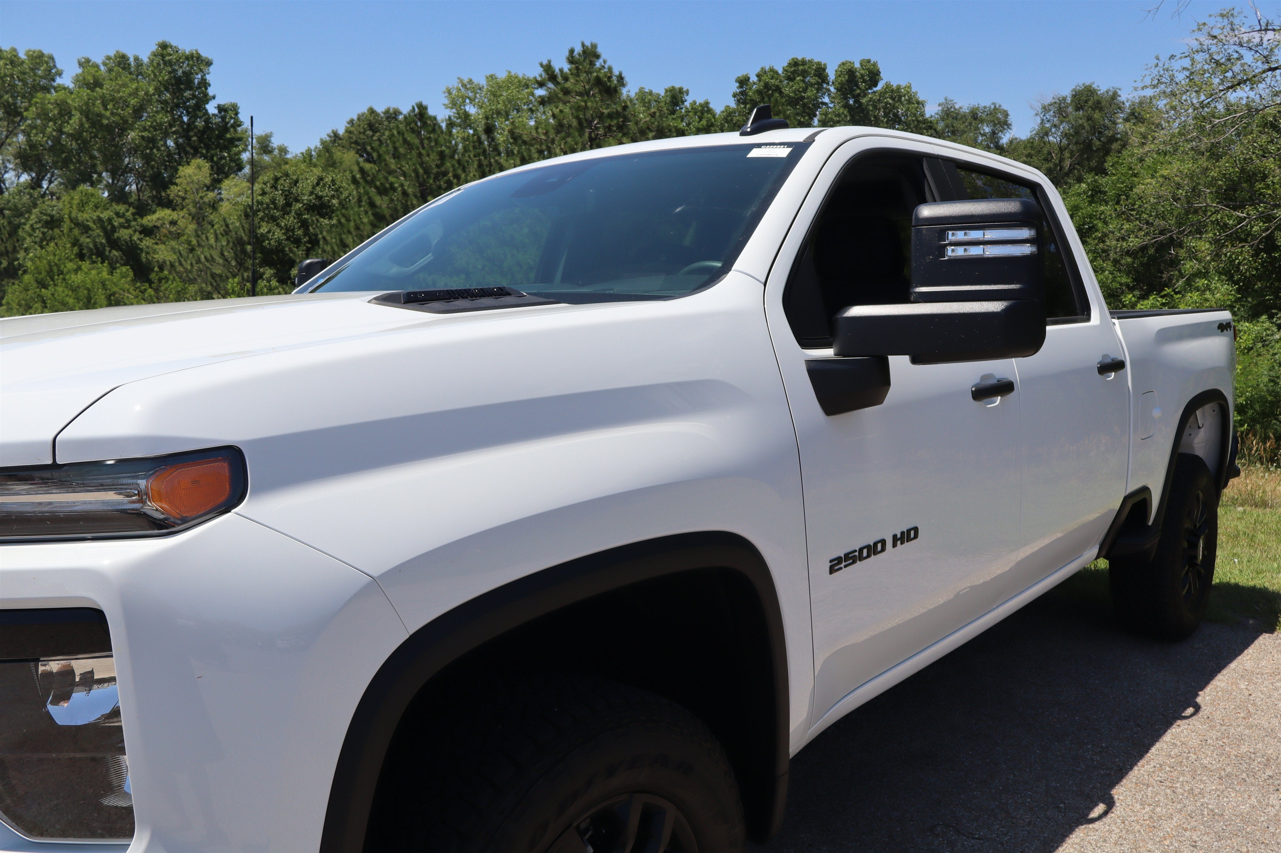 2026 Chevrolet Silverado 2500HD Custom Crew Cab 4WD