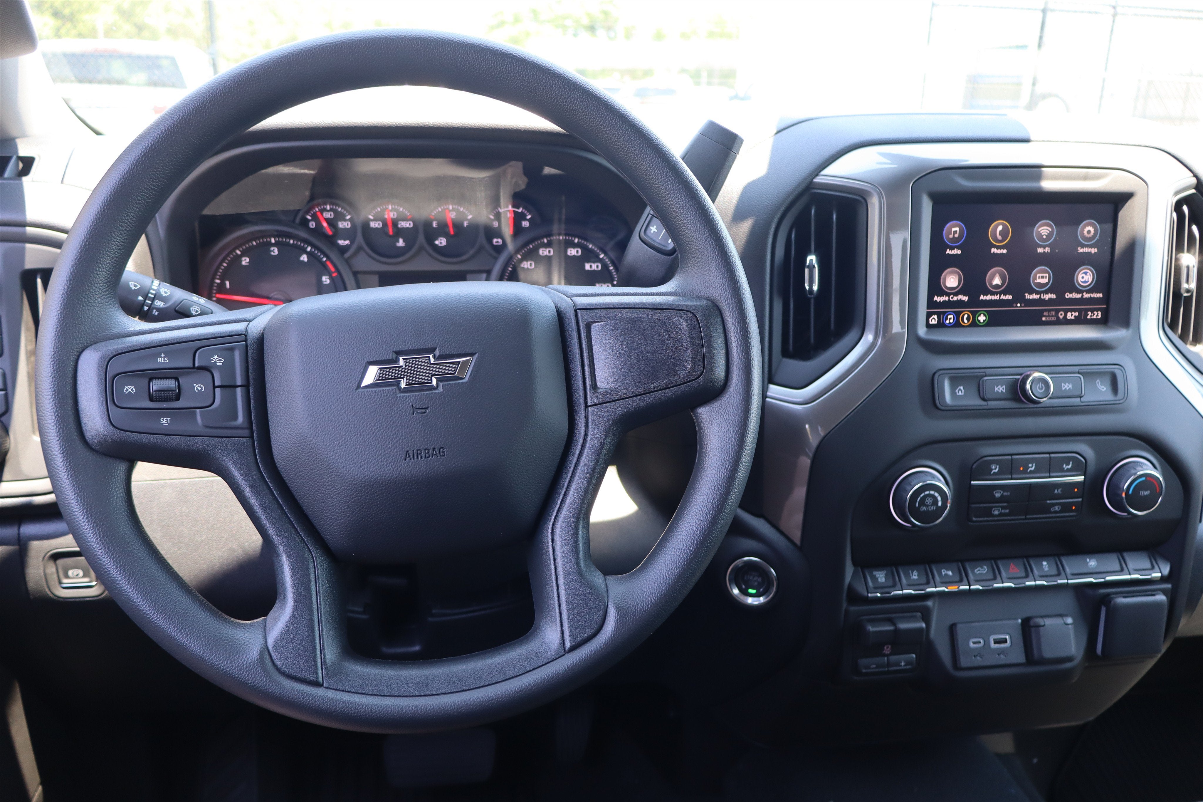 2026 Chevrolet Silverado 2500HD Custom Crew Cab 4WD