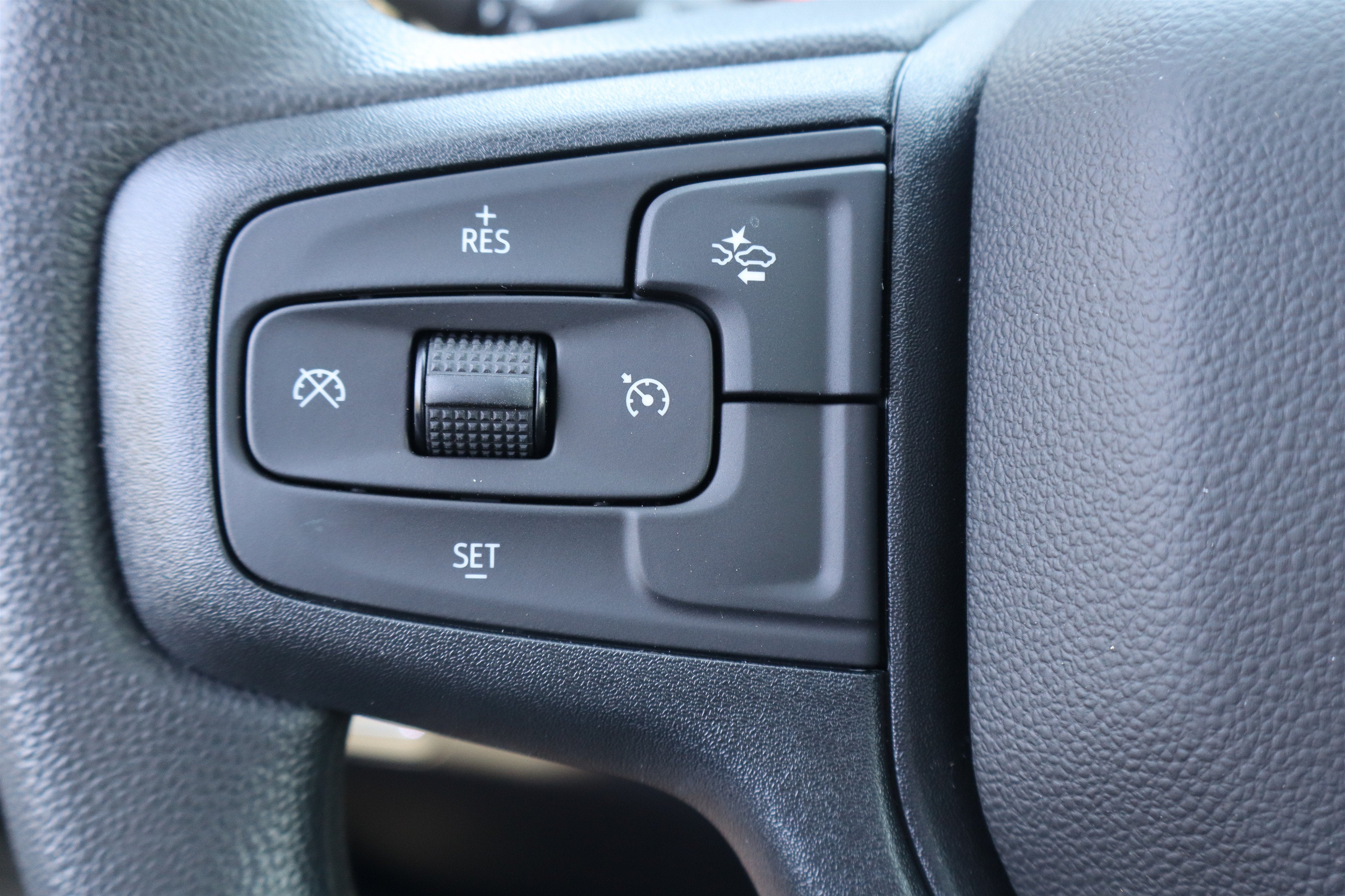 2026 Chevrolet Silverado 2500HD Custom Crew Cab 4WD