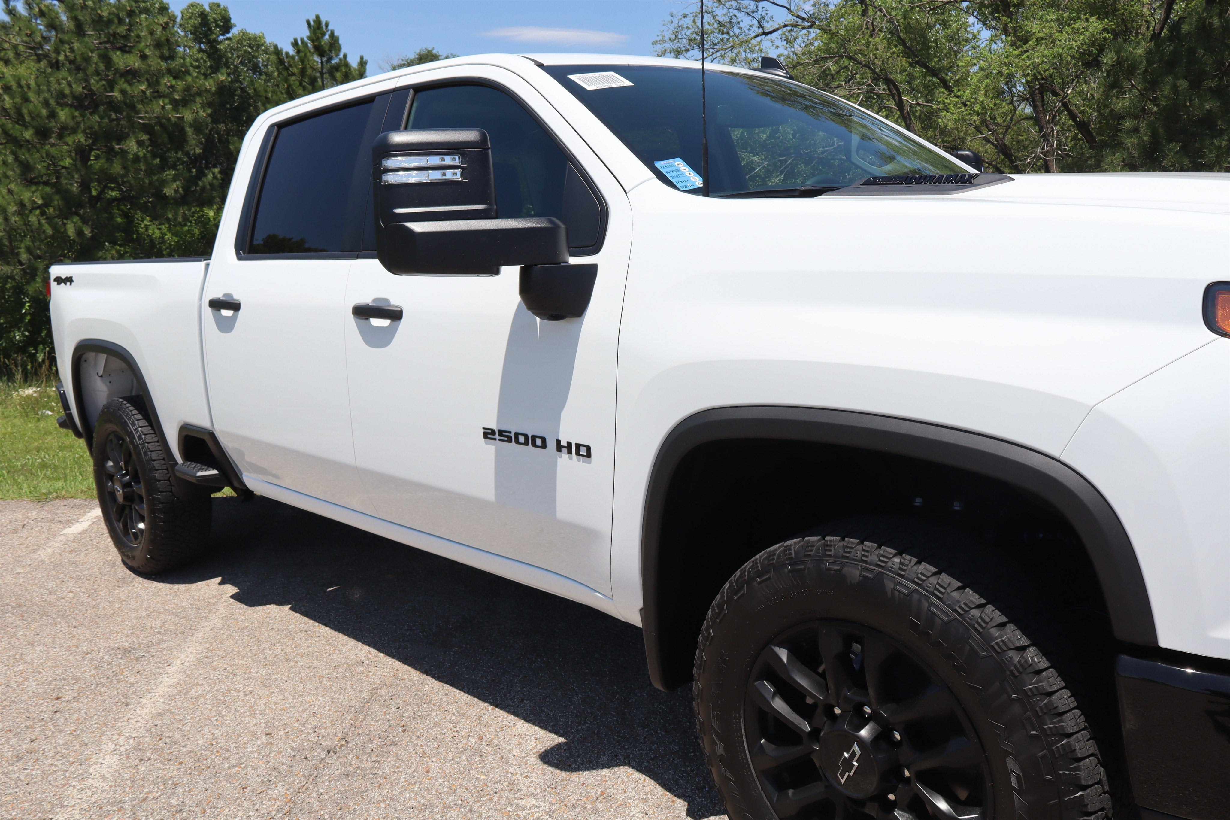 2026 Chevrolet Silverado 2500HD Custom Crew Cab 4WD