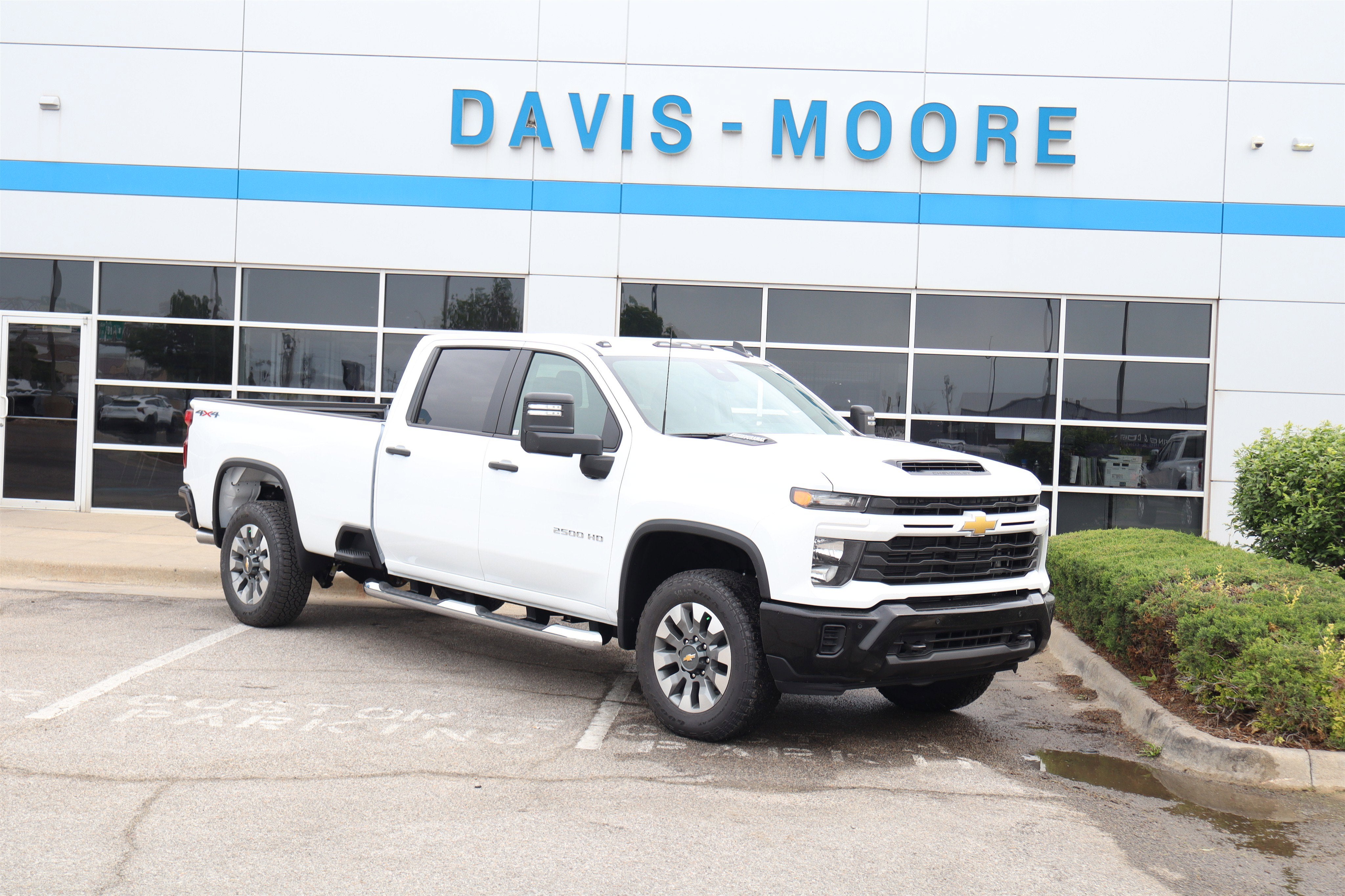 2026 Chevrolet Silverado 2500HD Custom Crew Cab 4WD