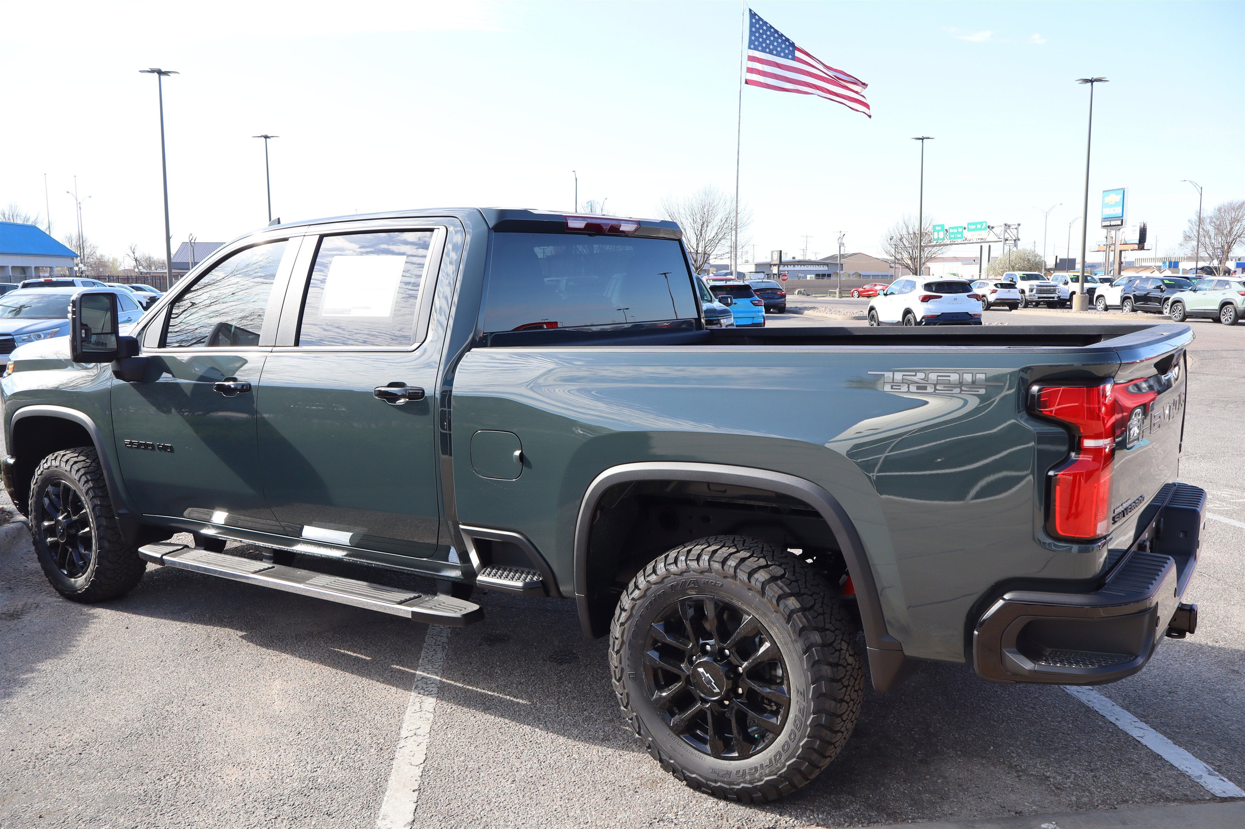 2026 Chevrolet Silverado 2500HD LT Crew Cab 4WD