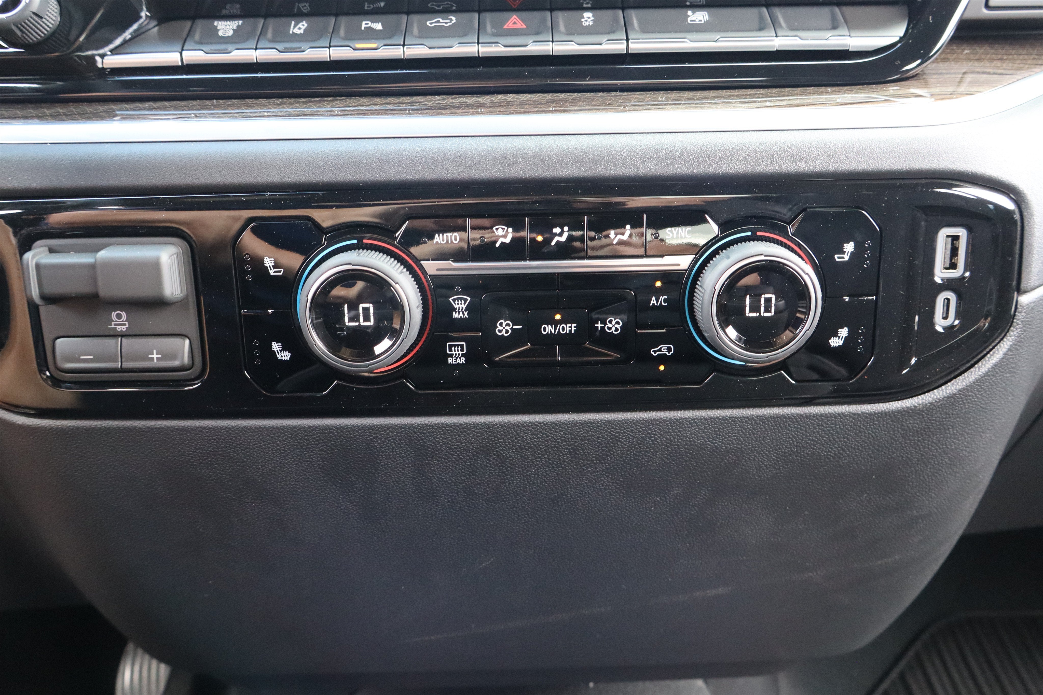 2026 Chevrolet Silverado 2500HD LT Crew Cab 4WD