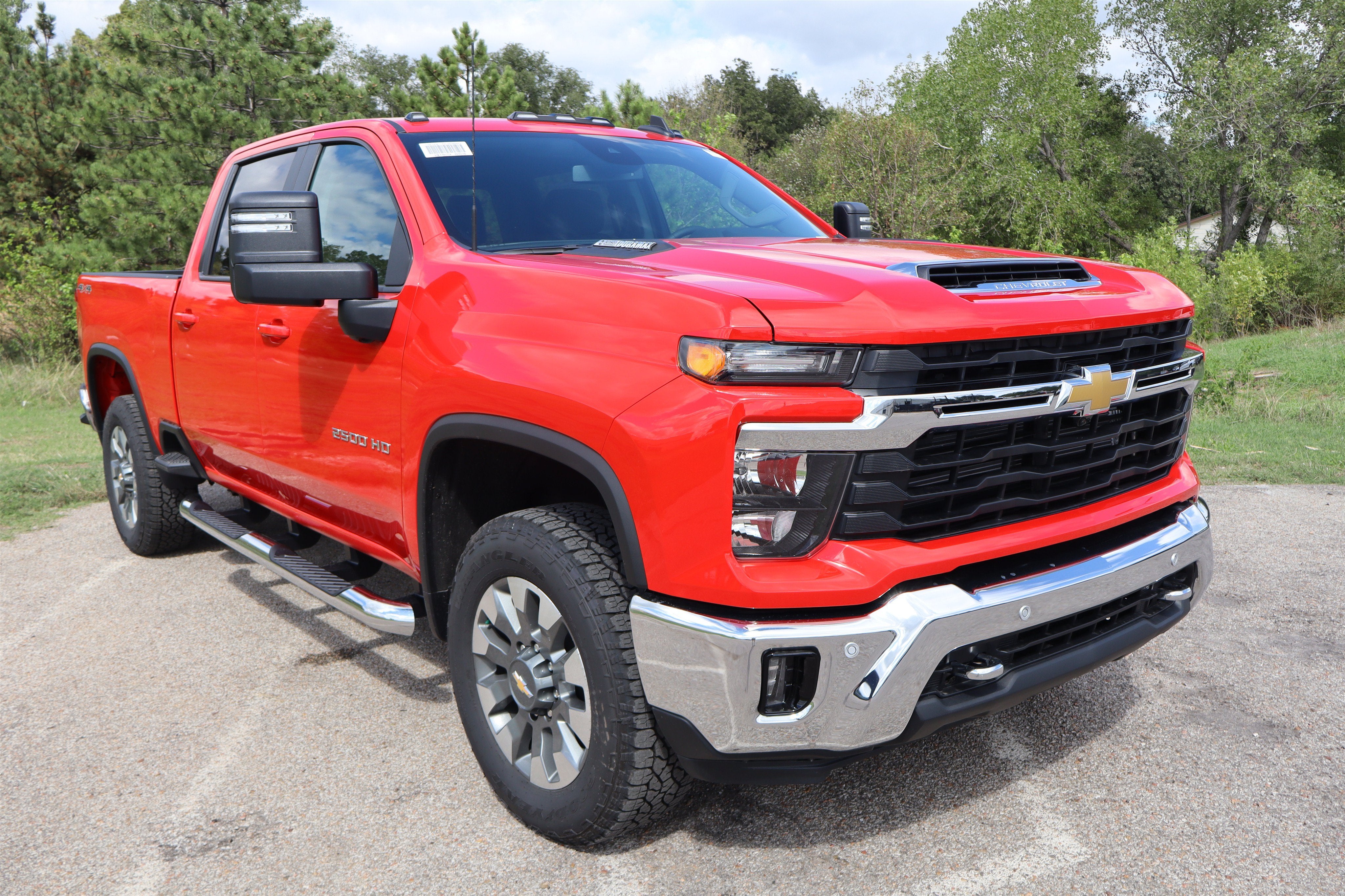 2026 Chevrolet Silverado 2500HD LT Crew Cab 4WD