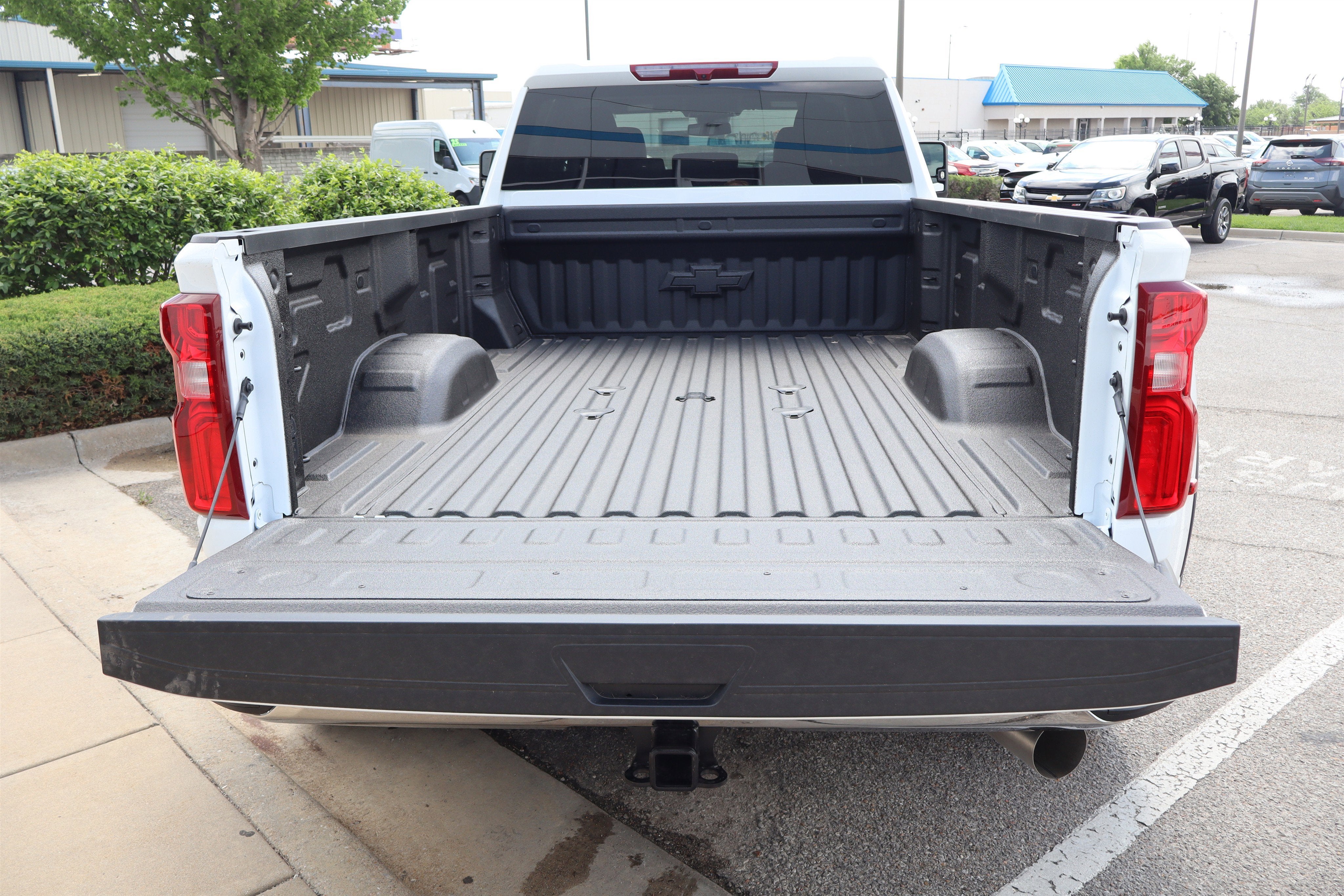 2026 Chevrolet Silverado 3500HD LT Crew Cab 4WD