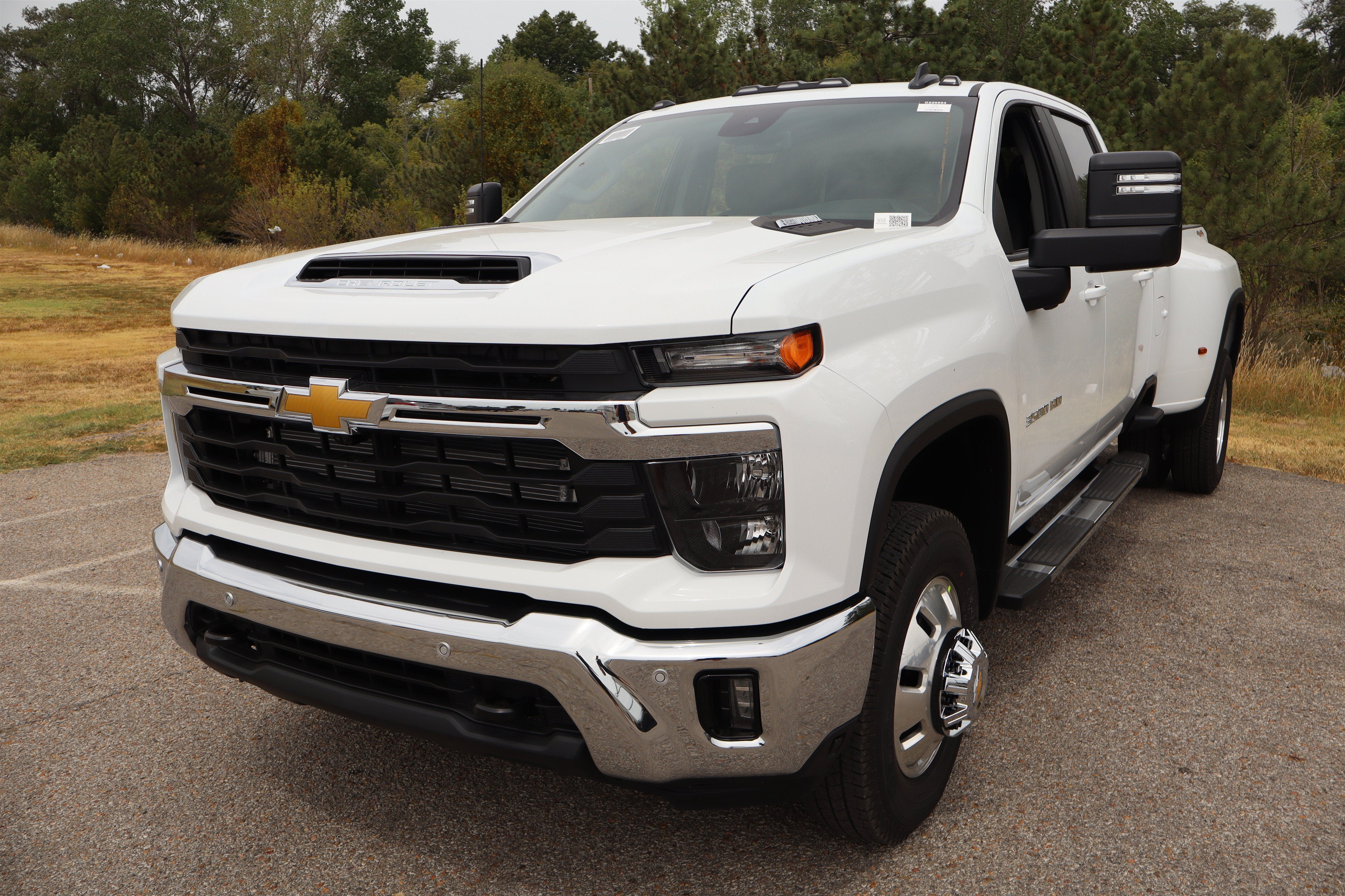 2026 Chevrolet Silverado 3500HD LT Crew Cab 4WD