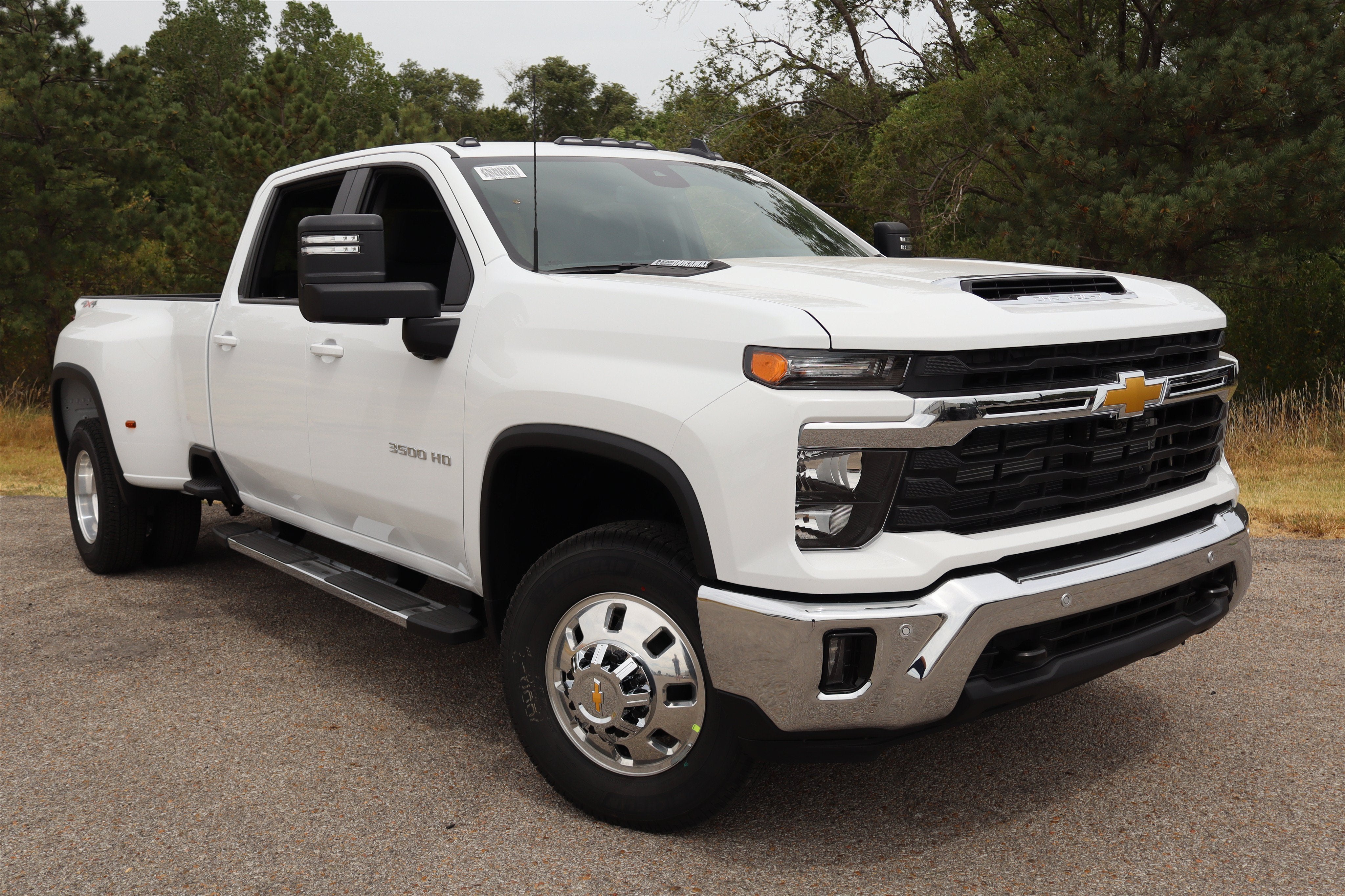2026 Chevrolet Silverado 3500HD LT Crew Cab 4WD