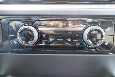 2026 Chevrolet Silverado 3500HD LT Crew Cab 4WD