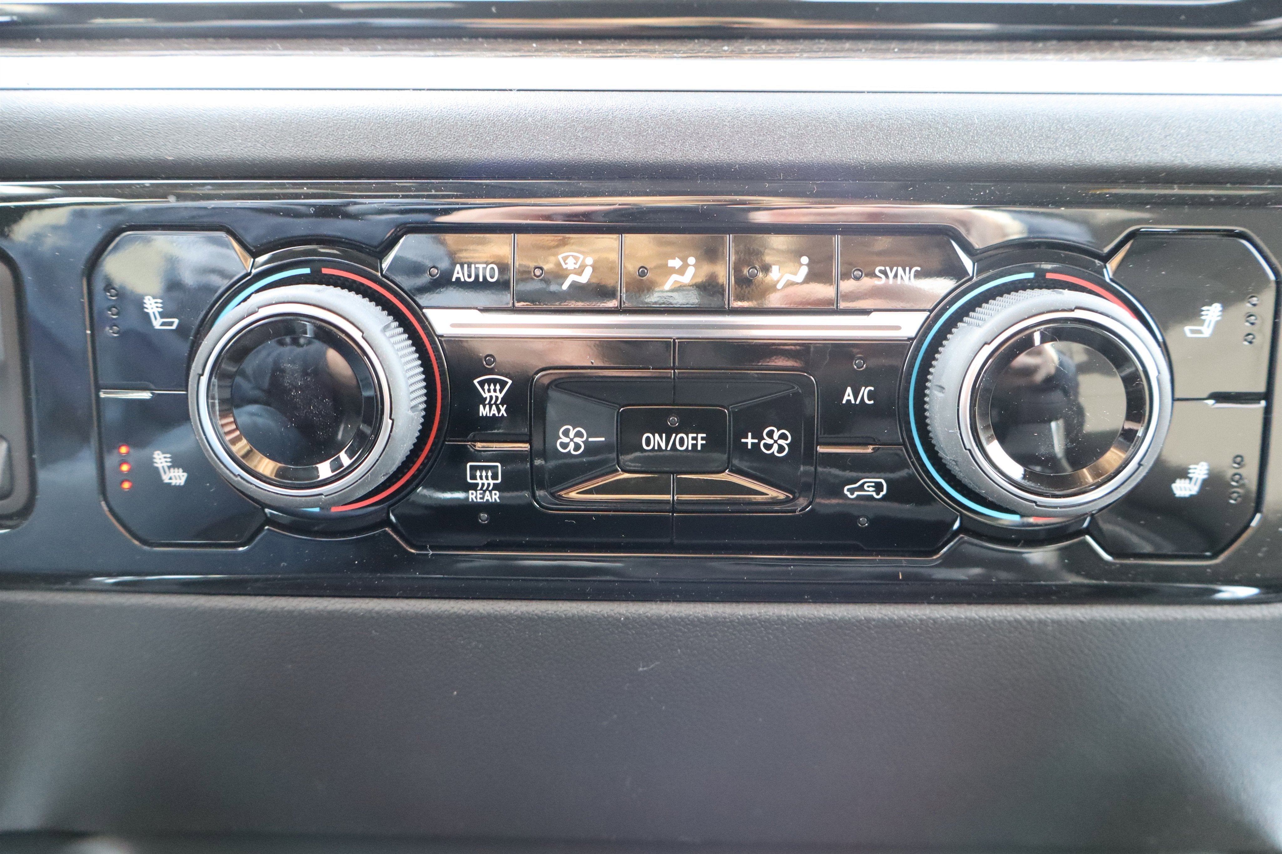 2026 Chevrolet Silverado 3500HD LT Crew Cab 4WD