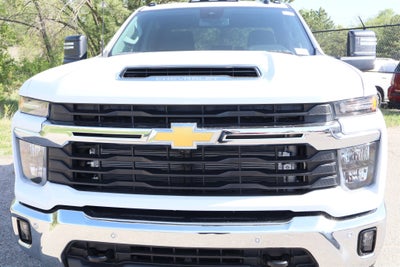 2026 Chevrolet Silverado 3500HD LT Crew Cab 4WD