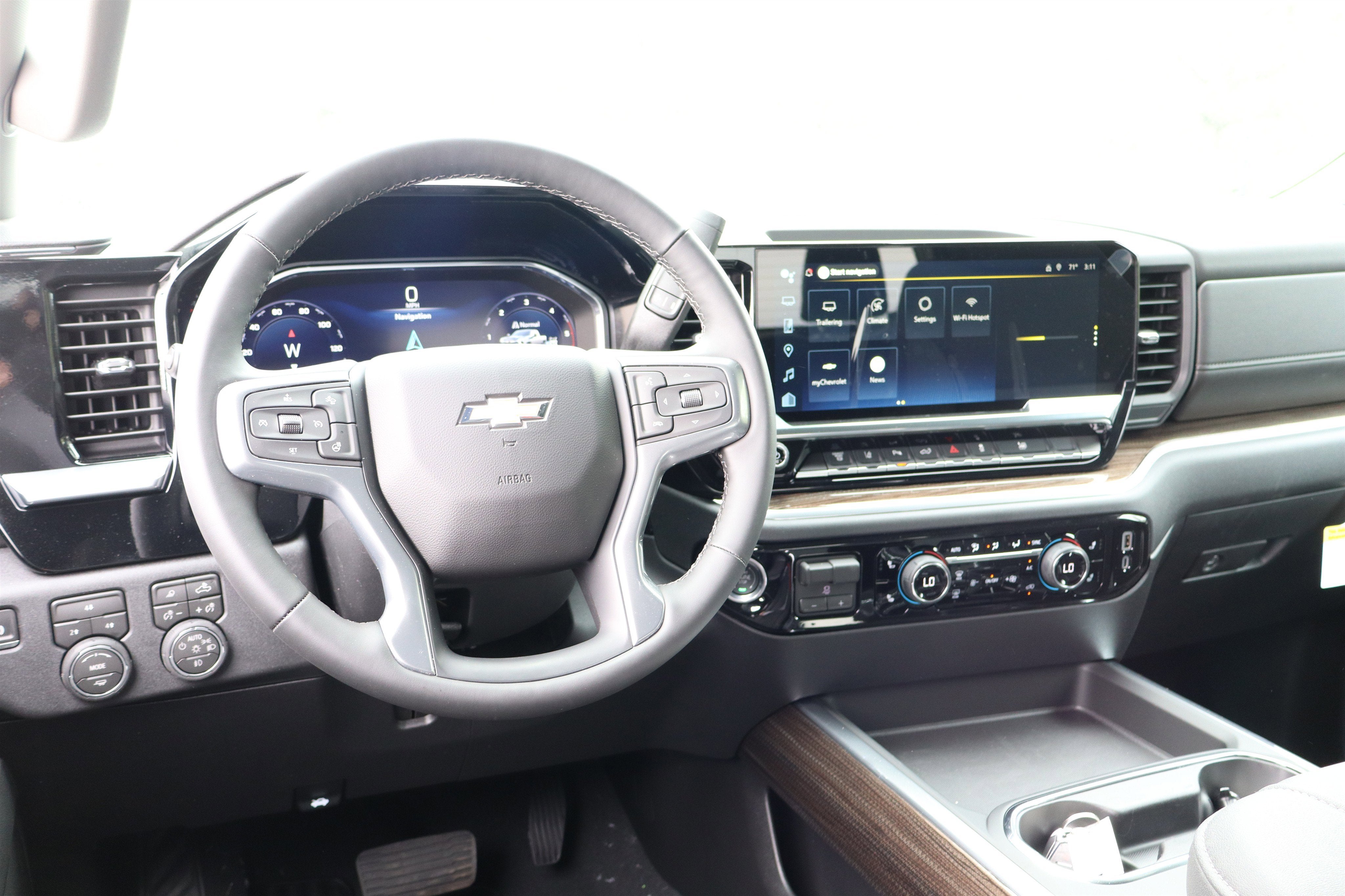 2026 Chevrolet Silverado 3500HD LT Crew Cab 4WD