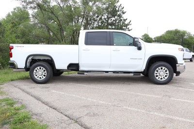 2026 Chevrolet Silverado 3500HD LT Crew Cab 4WD