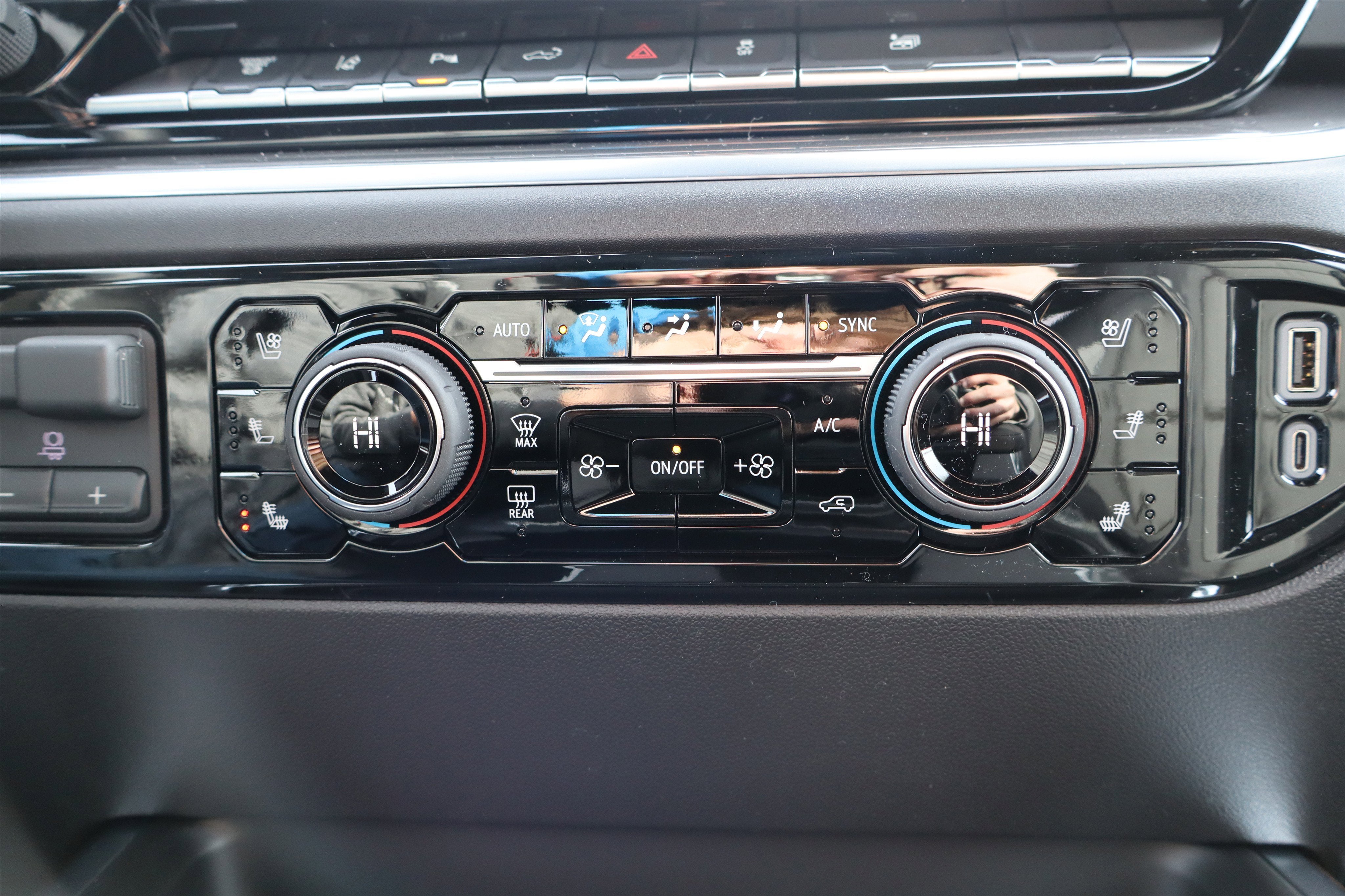 2026 Chevrolet Silverado 3500HD High Country Crew Cab 4WD