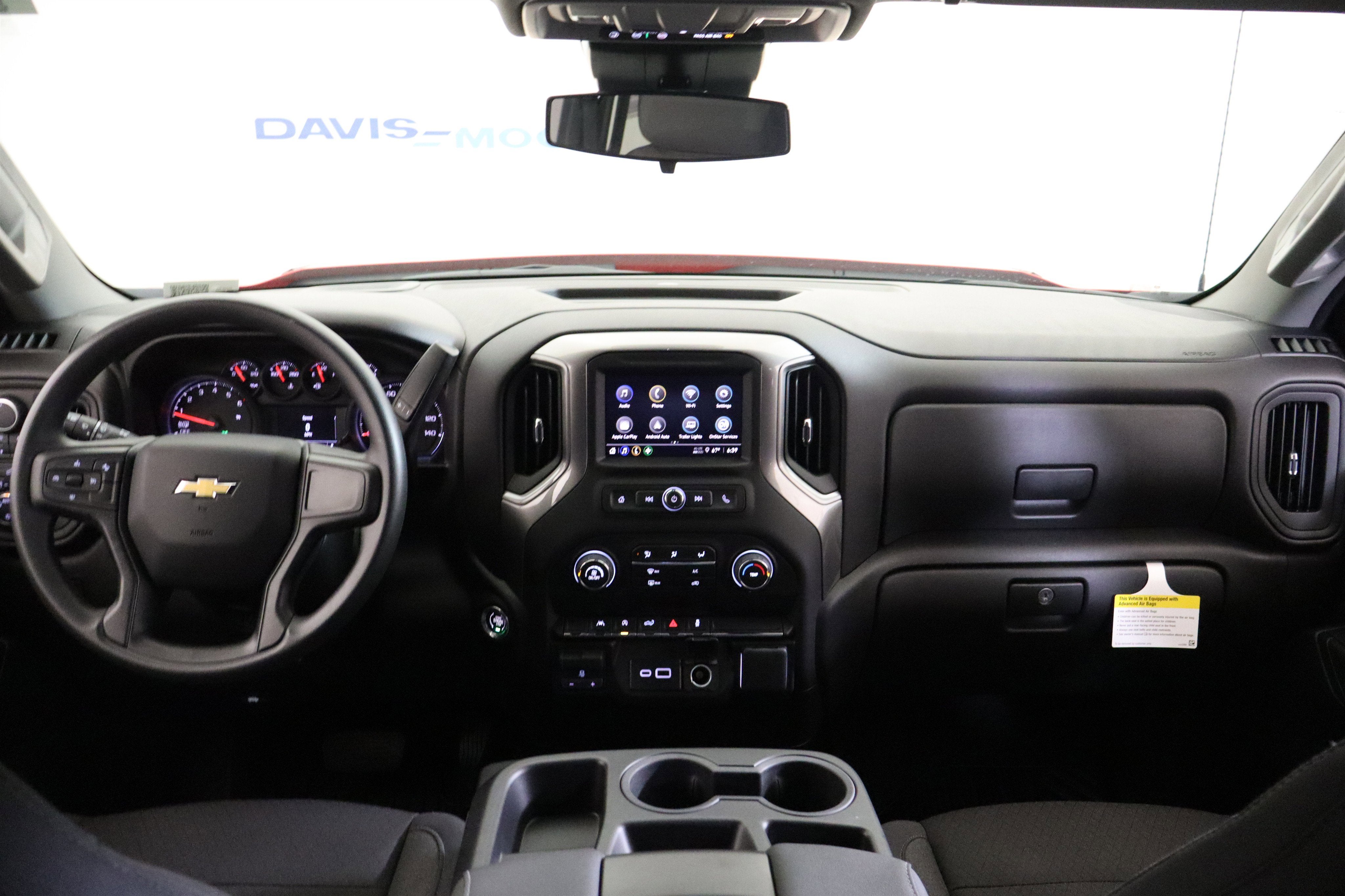 2026 Chevrolet Silverado 1500 Custom Crew Cab 4WD