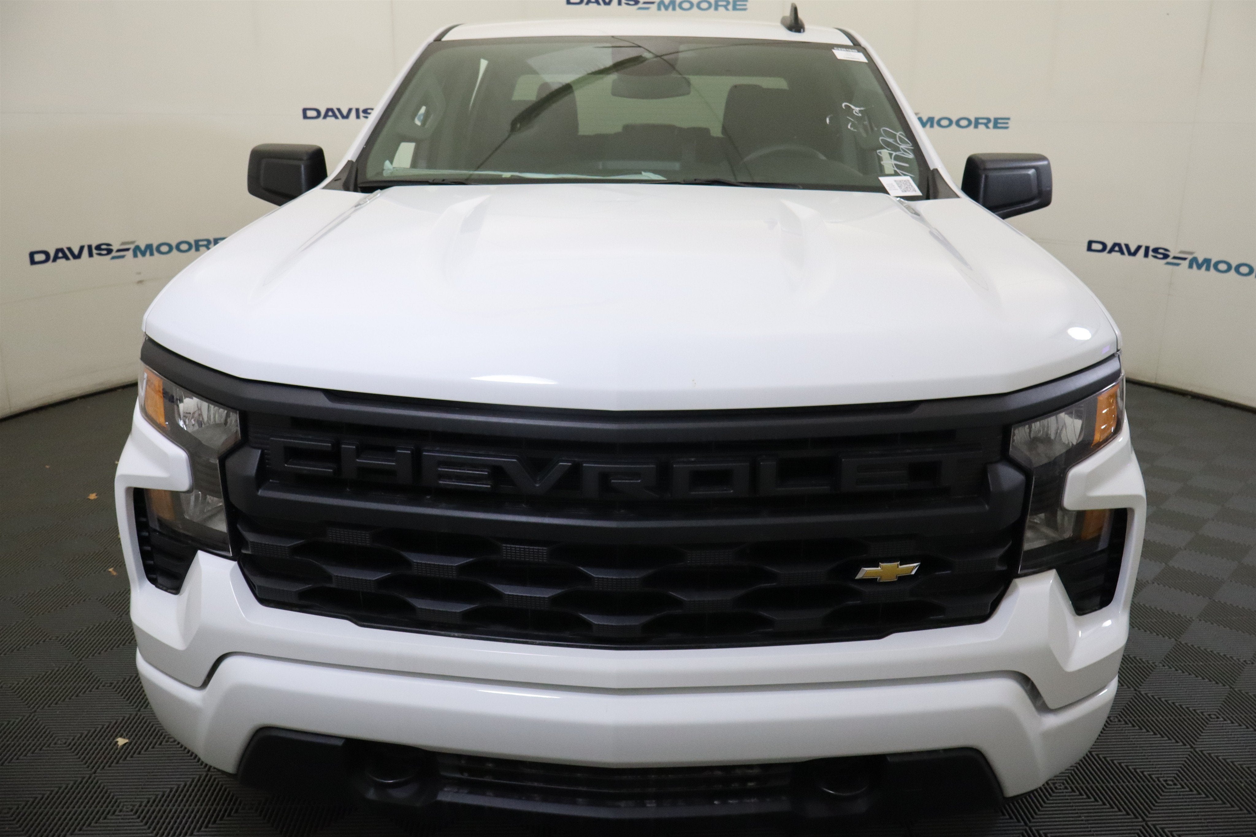 2026 Chevrolet Silverado 1500 Custom Crew Cab 4WD