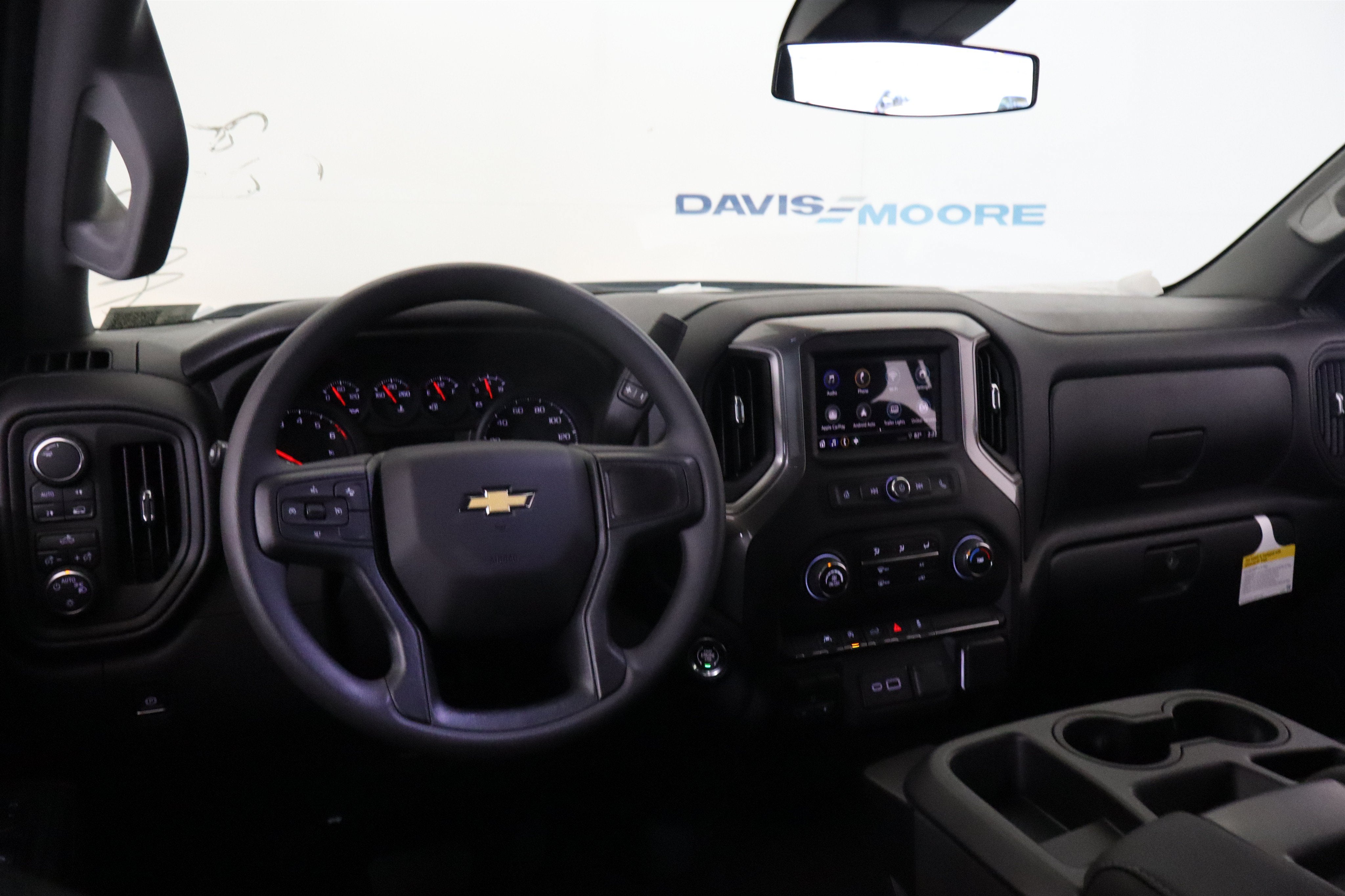 2026 Chevrolet Silverado 1500 Custom Crew Cab 4WD
