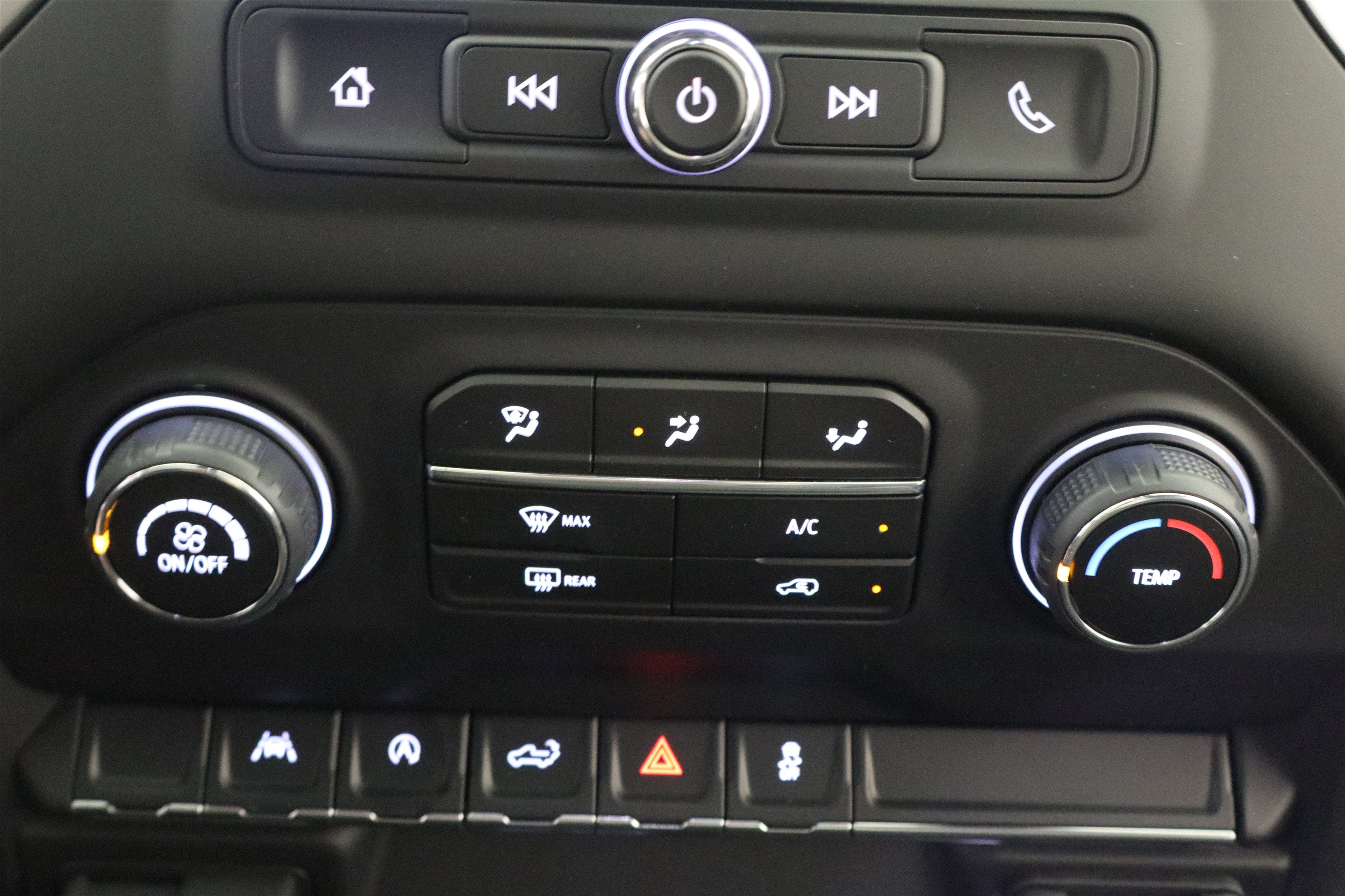 2026 Chevrolet Silverado 1500 Custom Crew Cab 4WD