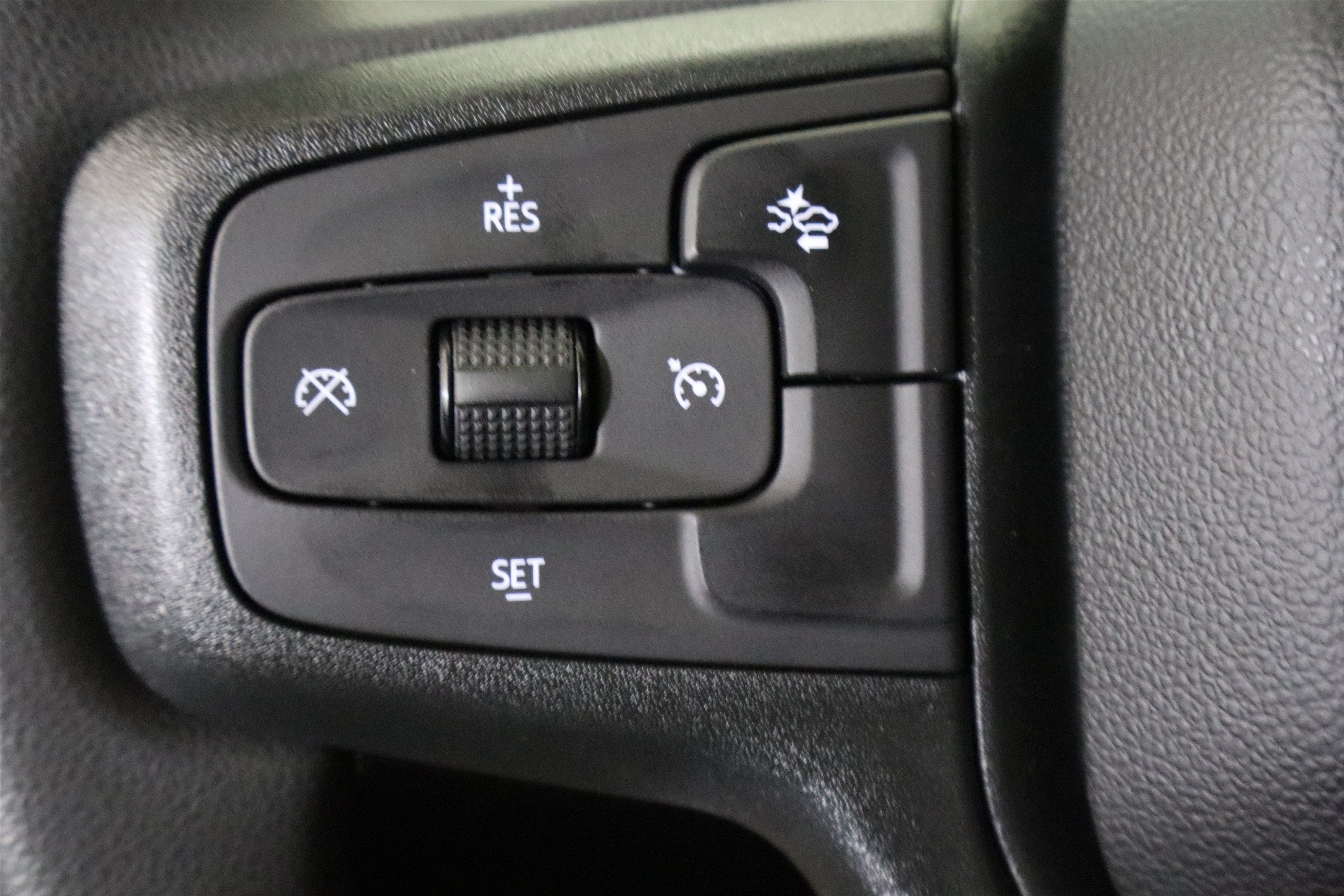 2026 Chevrolet Silverado 1500 Custom Crew Cab 4WD