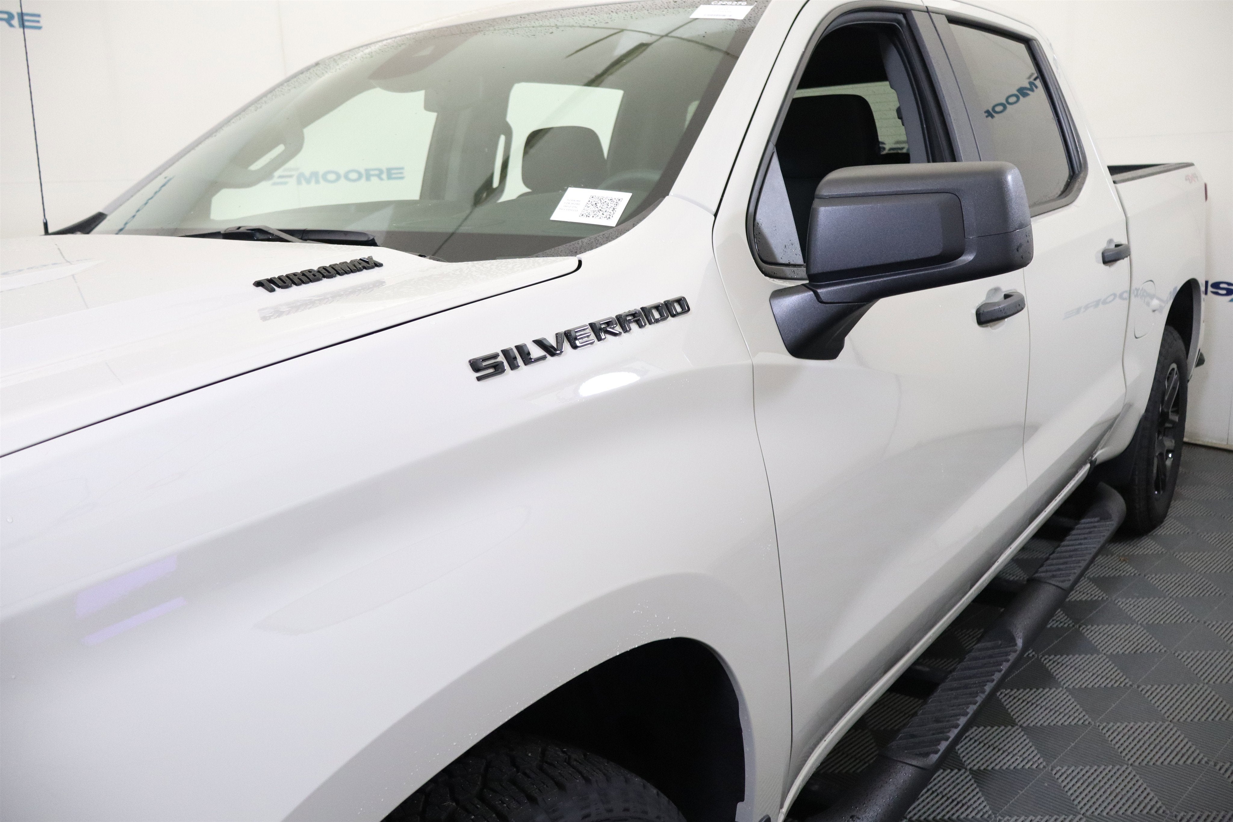 2026 Chevrolet Silverado 1500 Custom Crew Cab 4WD