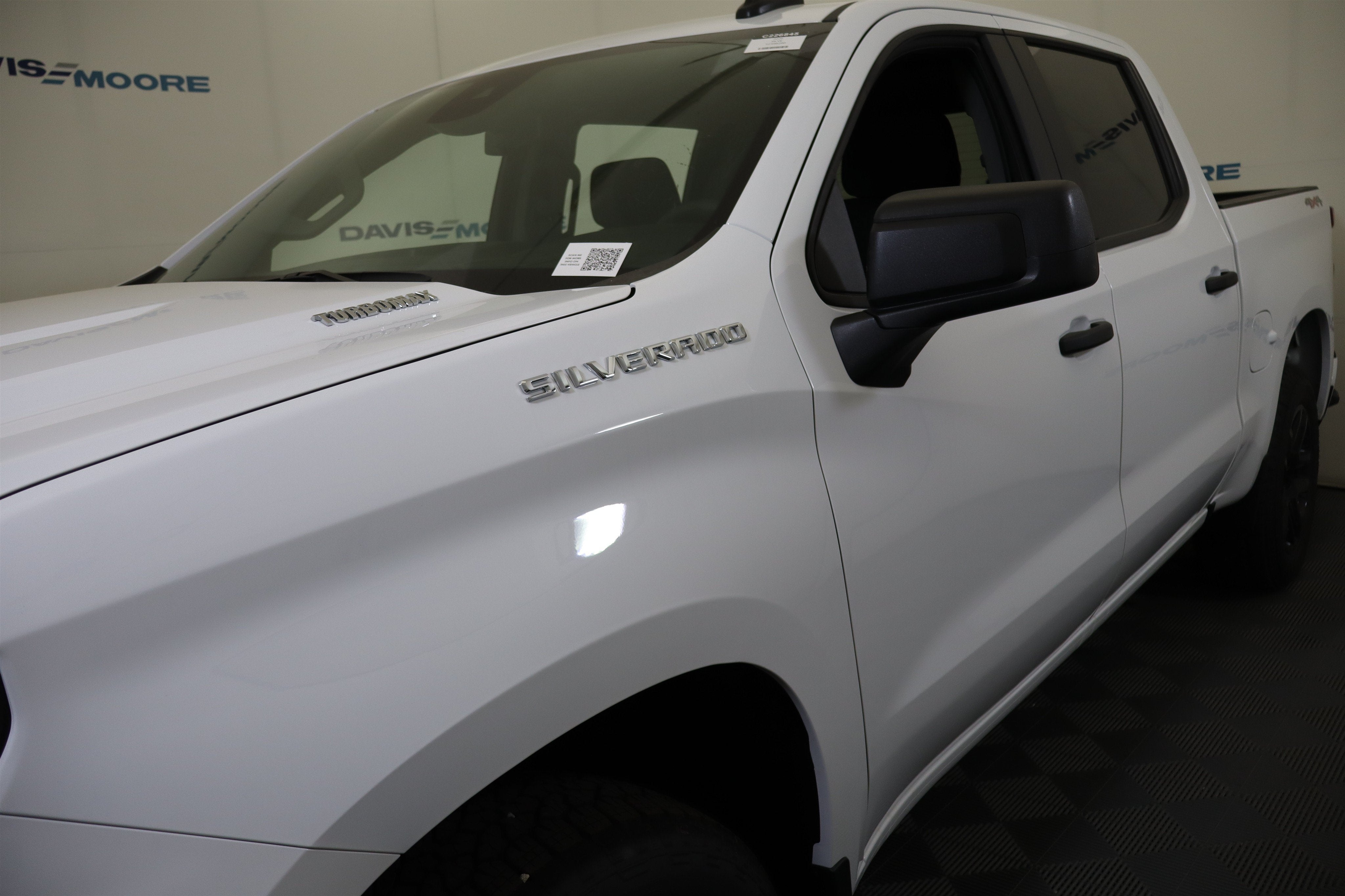 2026 Chevrolet Silverado 1500 Custom Crew Cab 4WD