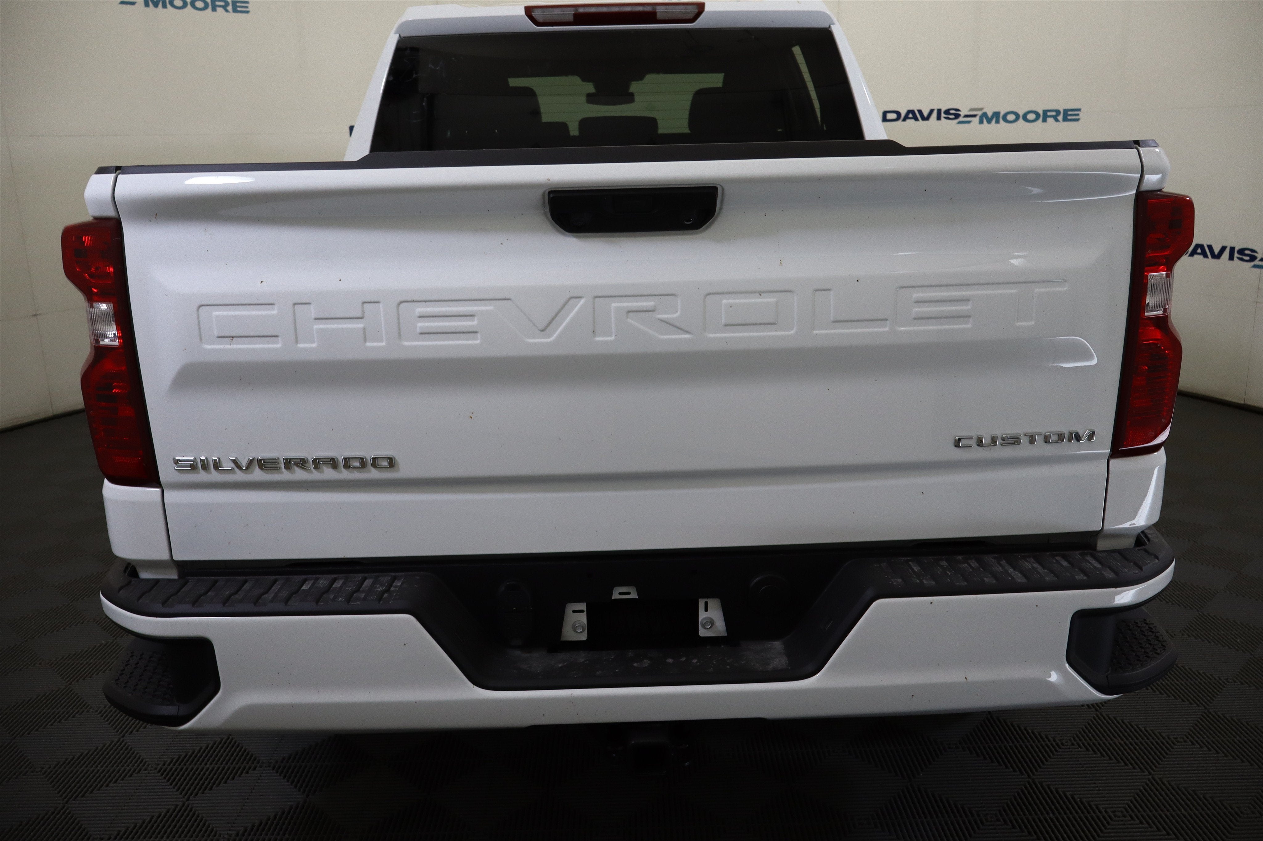 2026 Chevrolet Silverado 1500 Custom Crew Cab 4WD