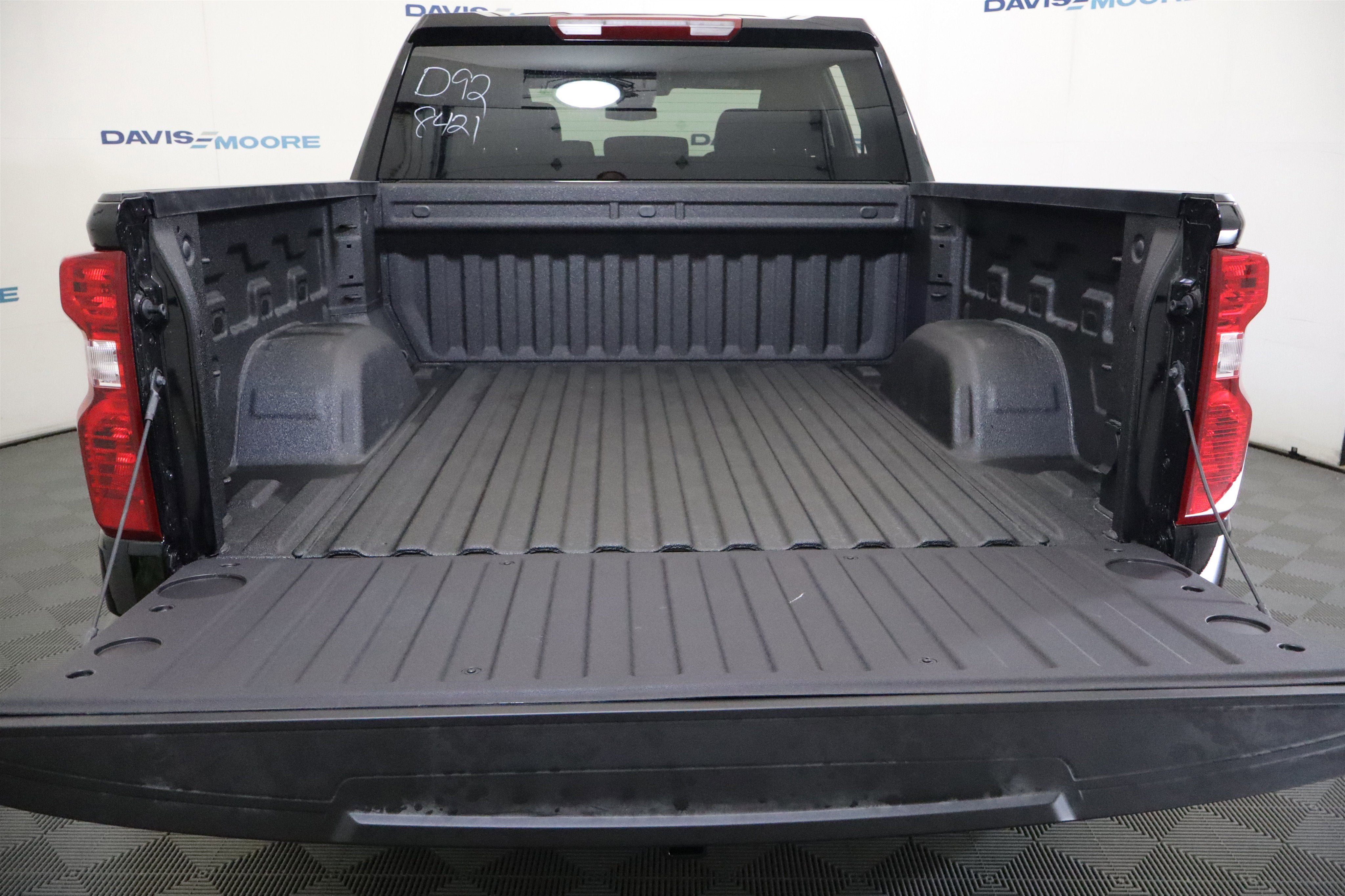 2026 Chevrolet Silverado 1500 Custom Crew Cab 4WD