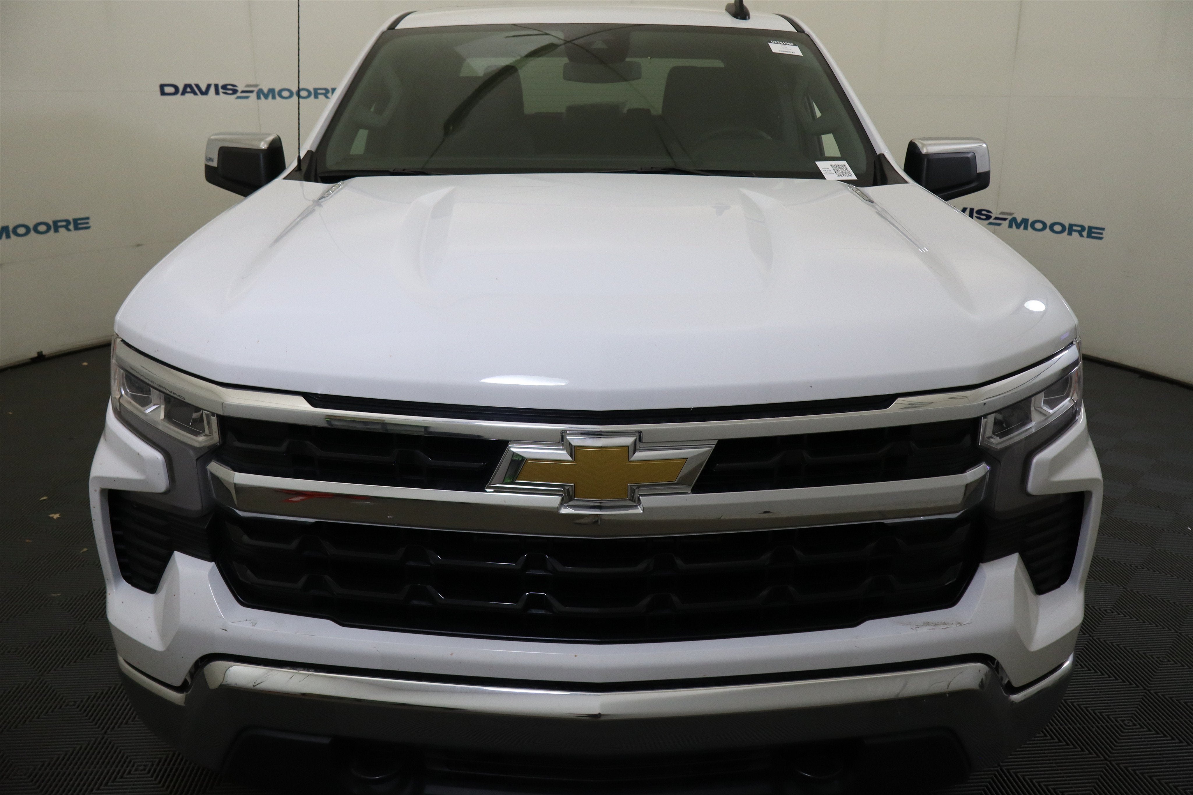 2026 Chevrolet Silverado 1500 LT Crew Cab 4WD