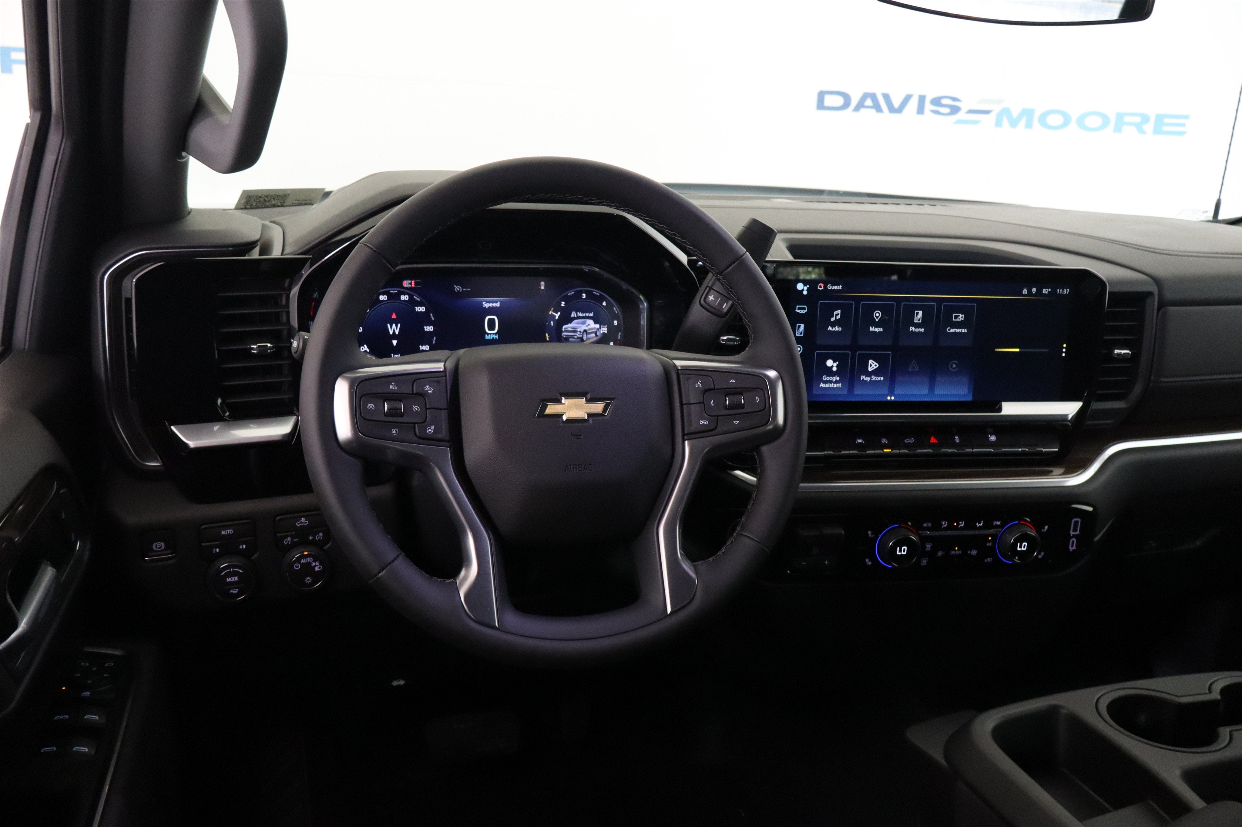 2026 Chevrolet Silverado 1500 LT Crew Cab 4WD