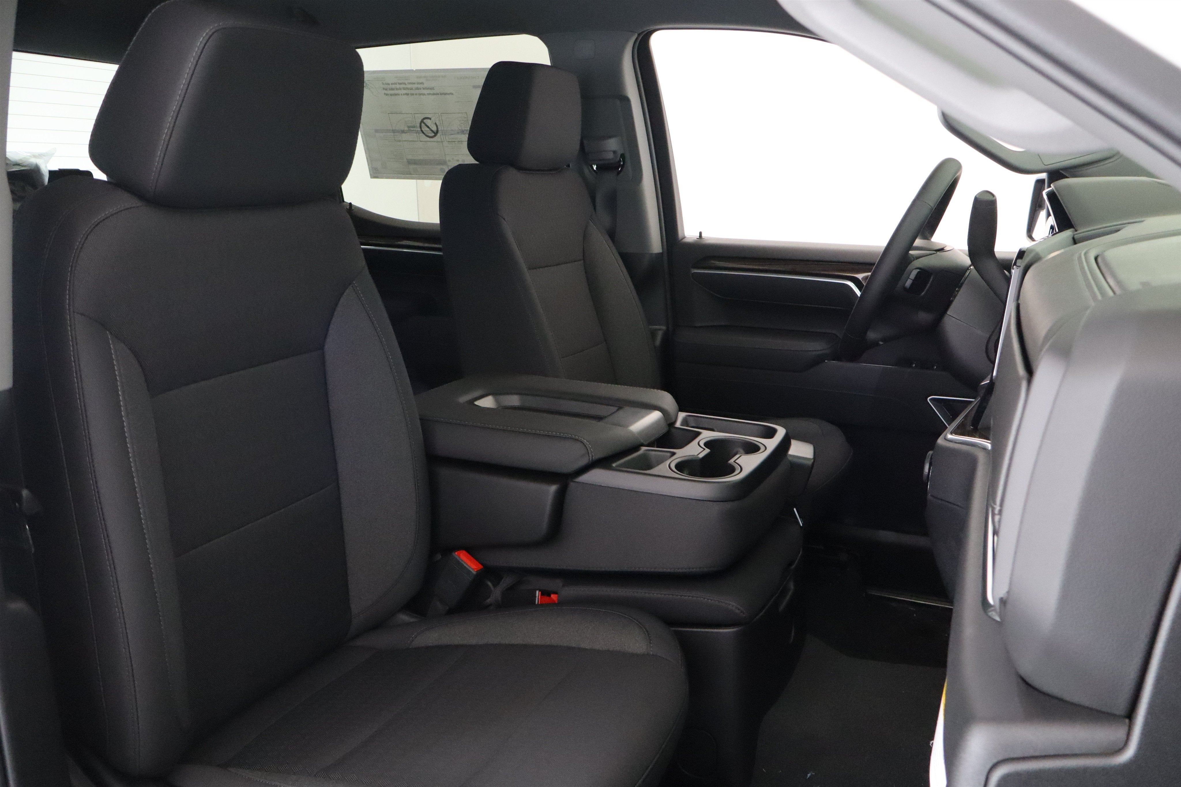 2026 Chevrolet Silverado 1500 LT Crew Cab 4WD