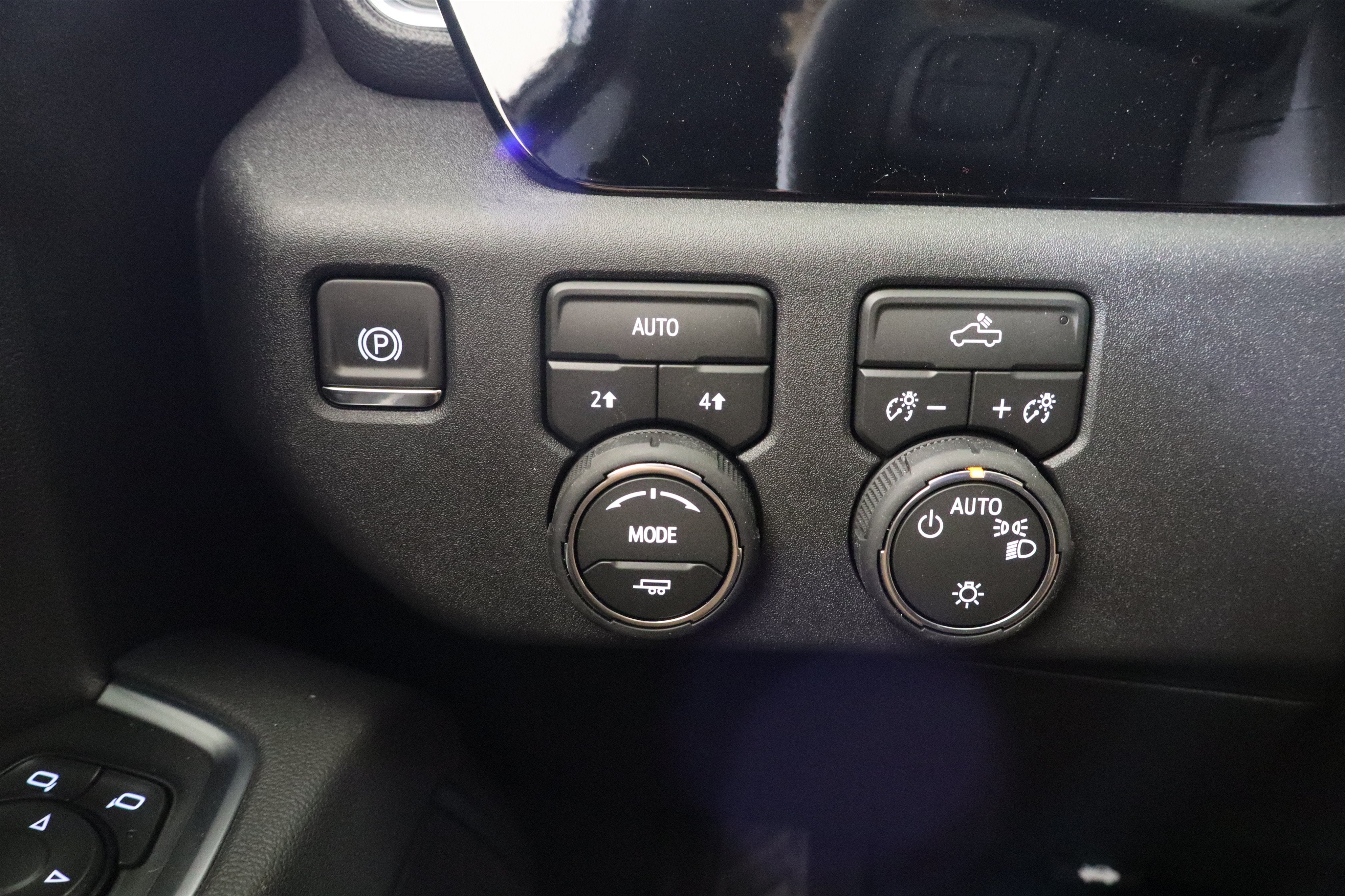 2026 Chevrolet Silverado 1500 LT Crew Cab 4WD