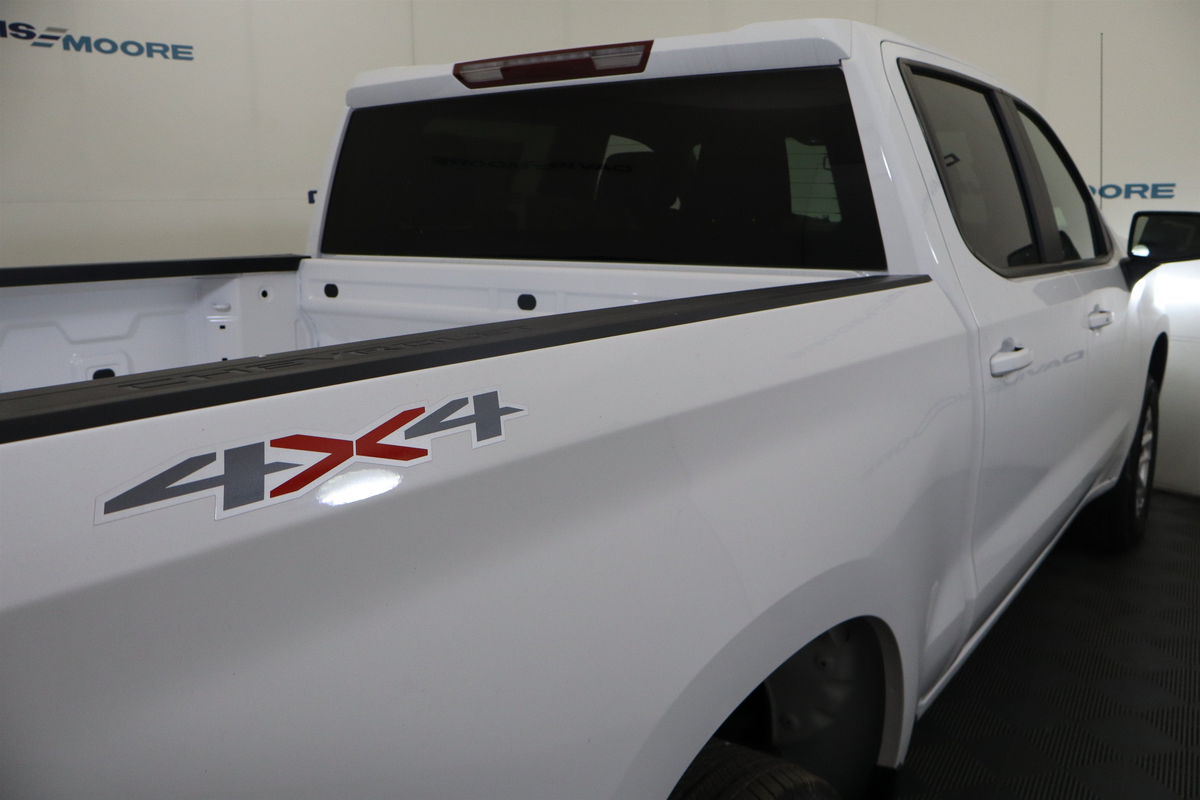 2026 Chevrolet Silverado 1500 LT Crew Cab 4WD