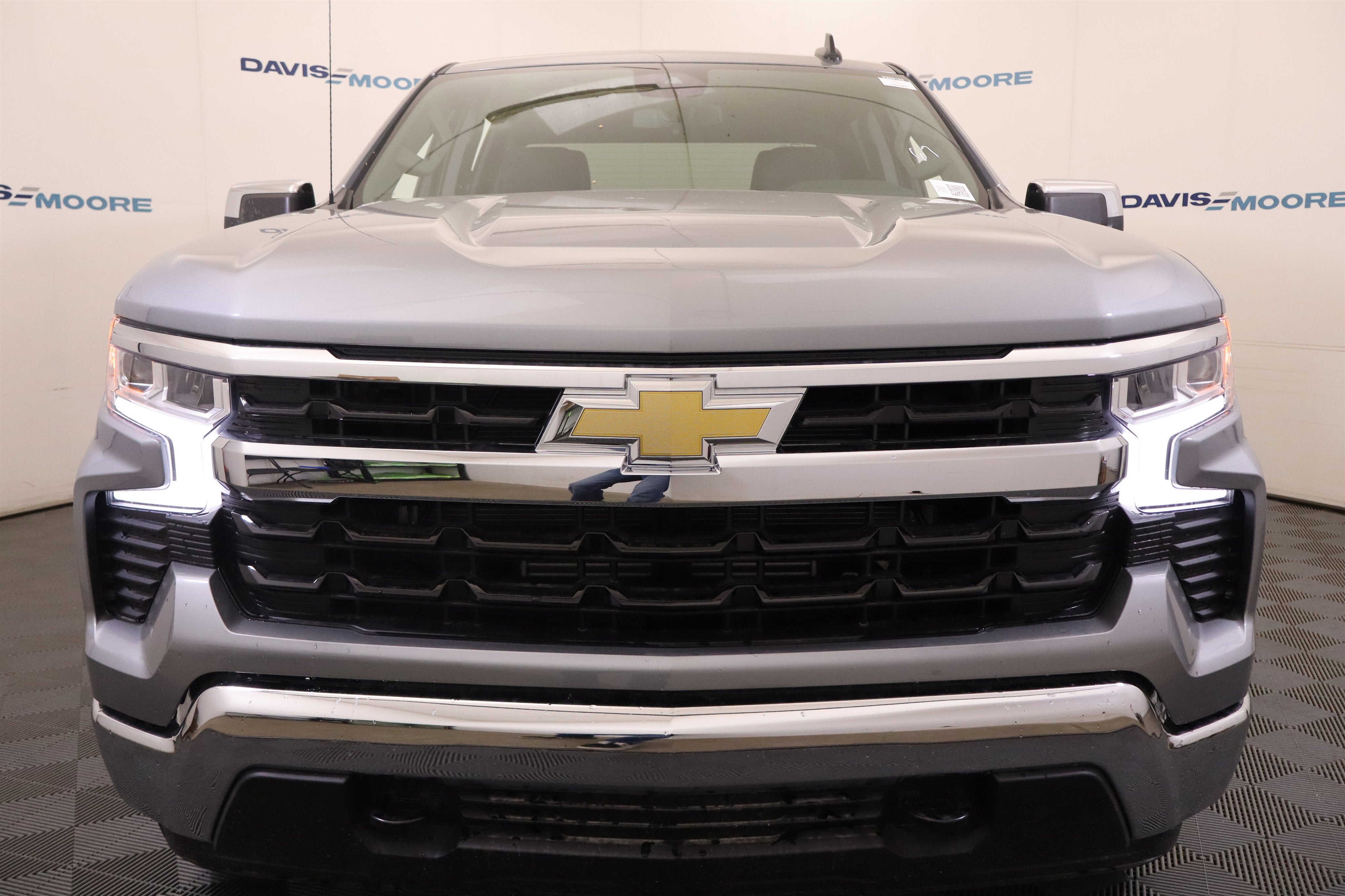 2026 Chevrolet Silverado 1500 LT Crew Cab 4WD