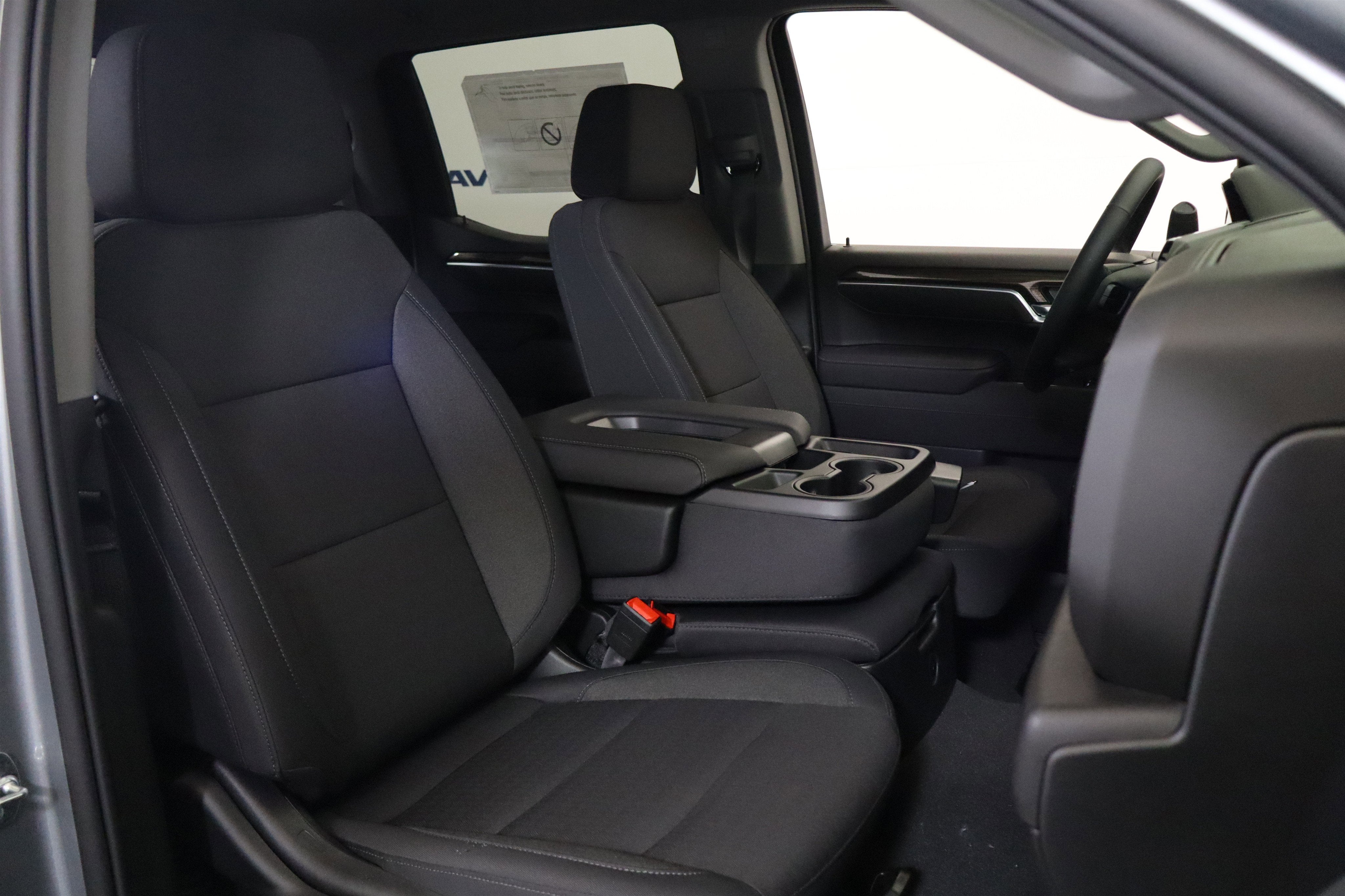 2026 Chevrolet Silverado 1500 LT Crew Cab 4WD