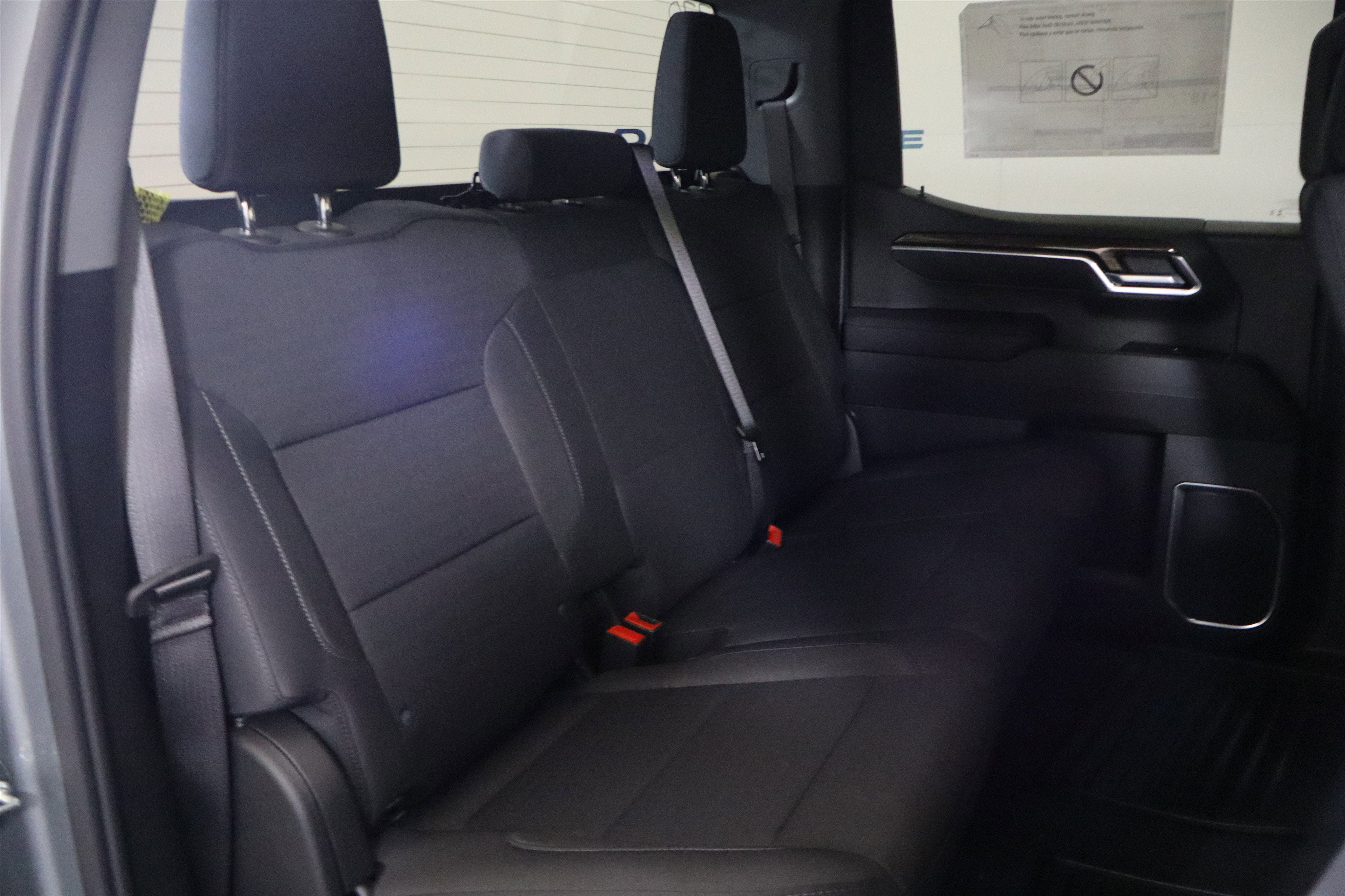 2026 Chevrolet Silverado 1500 LT Crew Cab 4WD