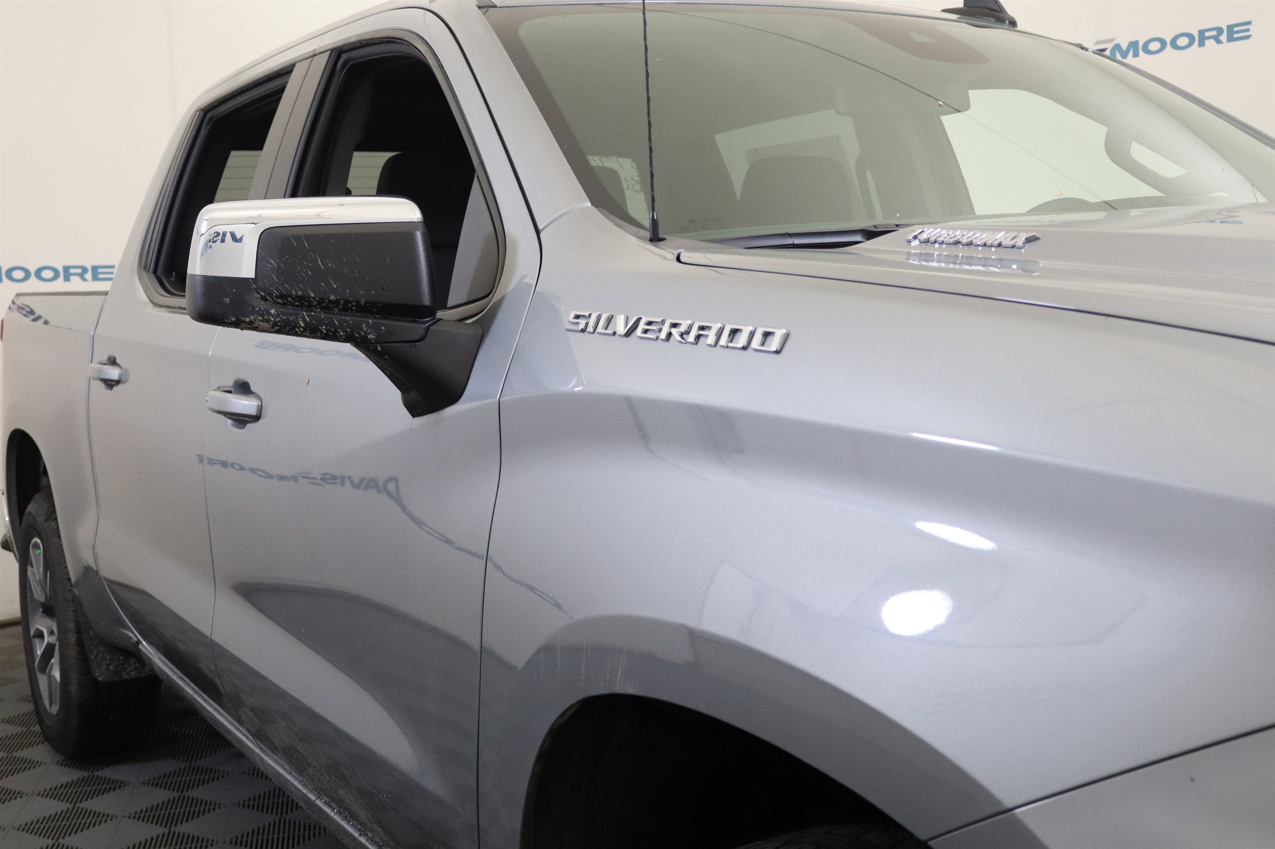 2026 Chevrolet Silverado 1500 LT Crew Cab 4WD