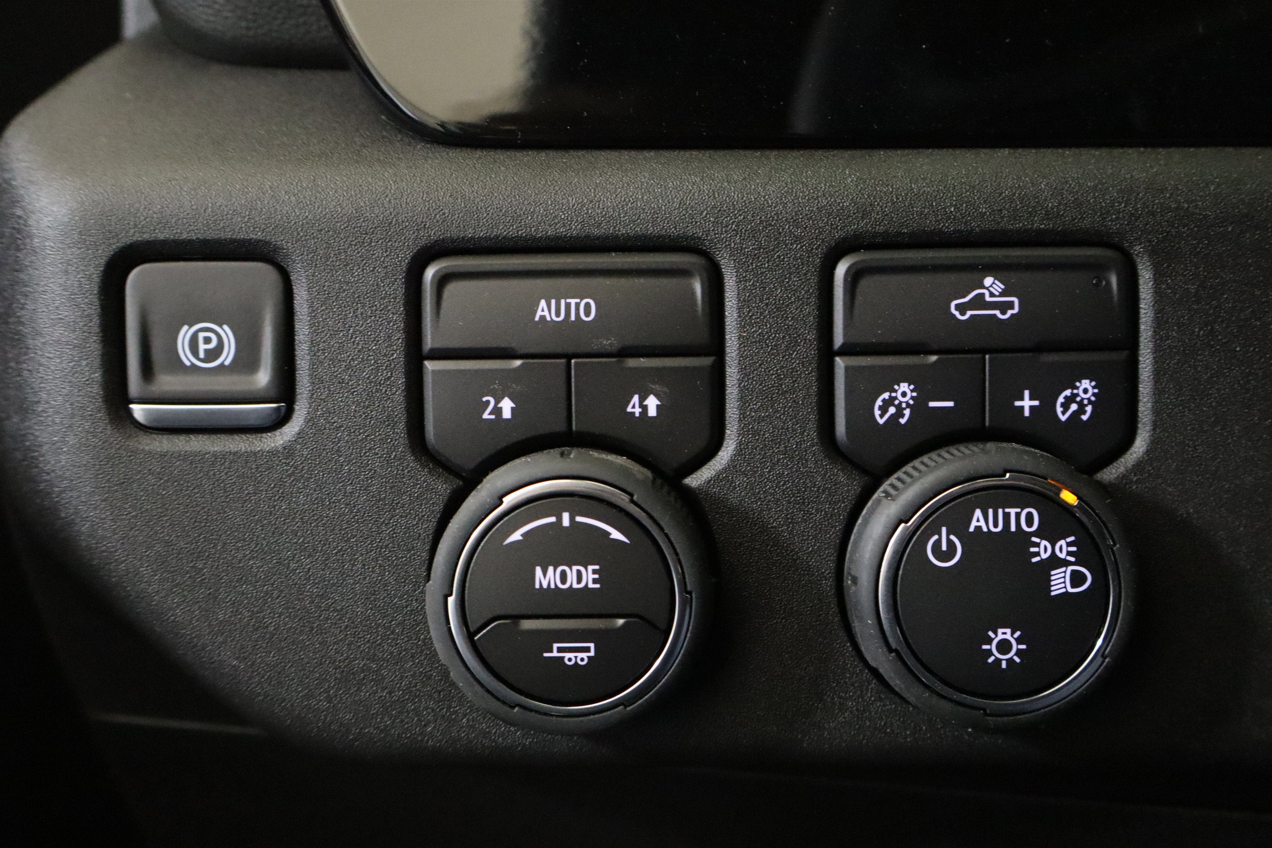 2026 Chevrolet Silverado 1500 LT Crew Cab 4WD