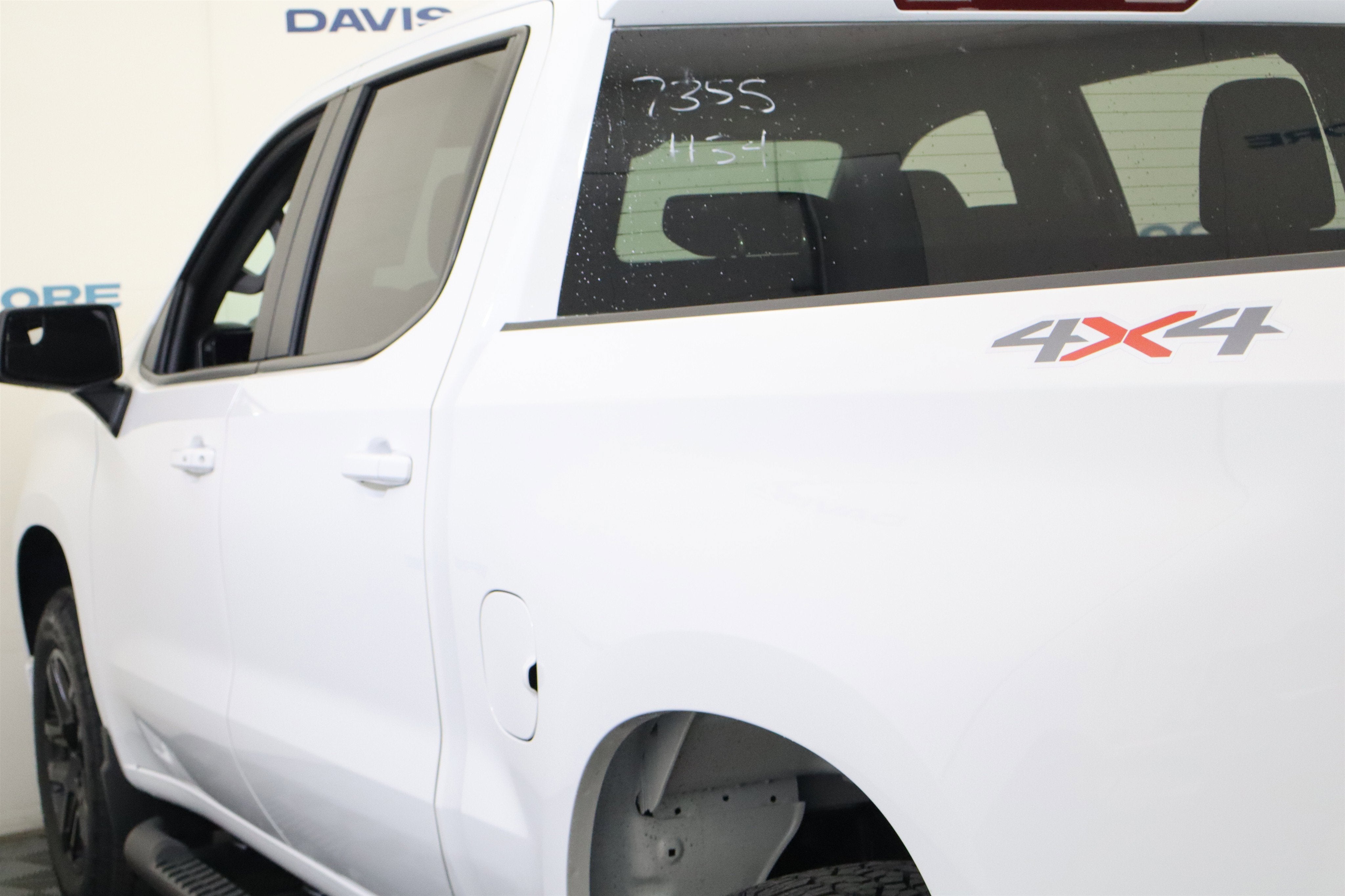 2026 Chevrolet Silverado 1500 RST Crew Cab 4WD