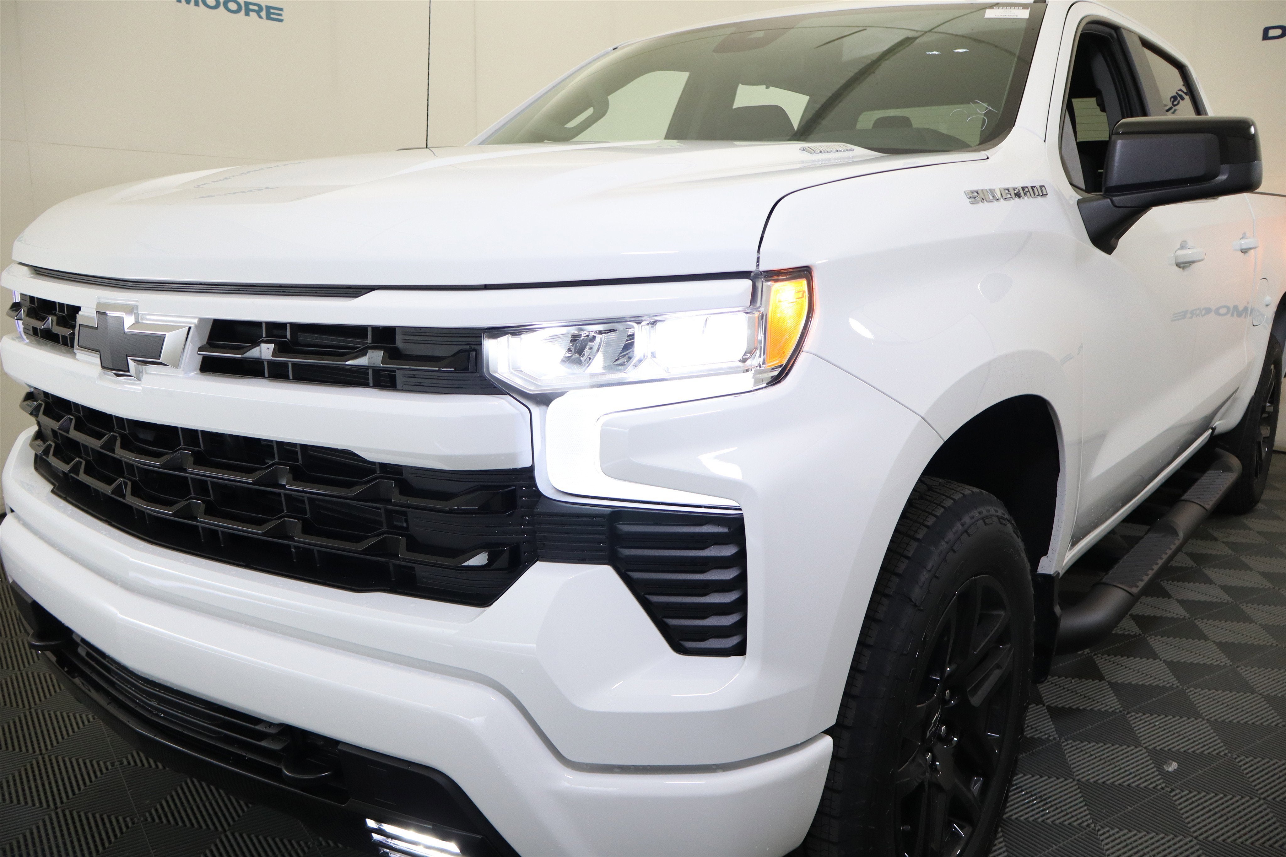 2026 Chevrolet Silverado 1500 RST Crew Cab 4WD