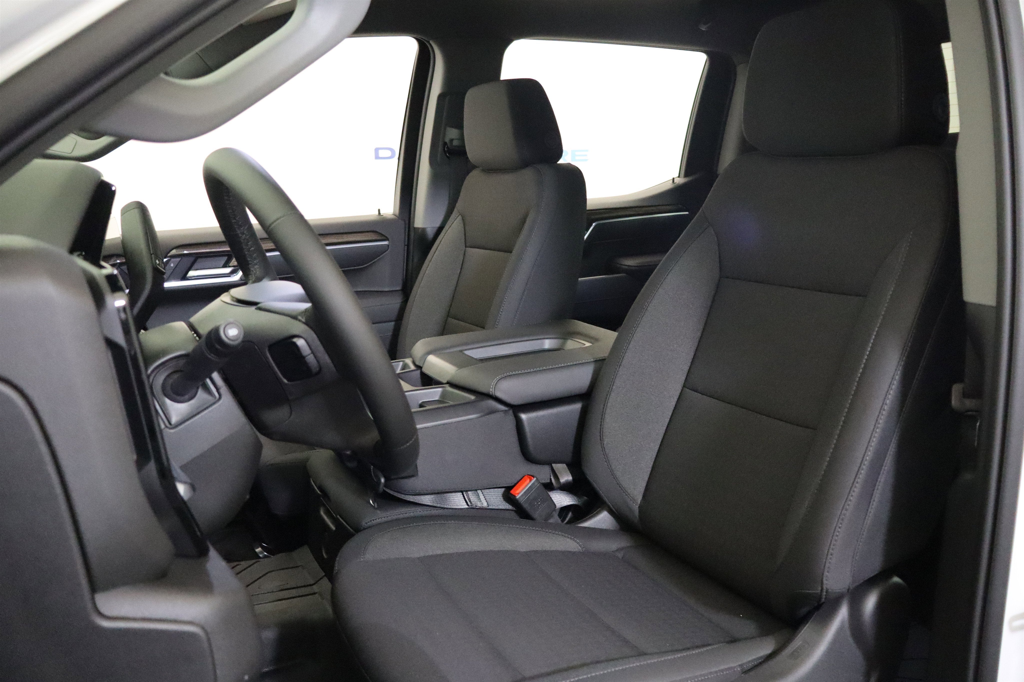 2026 Chevrolet Silverado 1500 RST Crew Cab 4WD