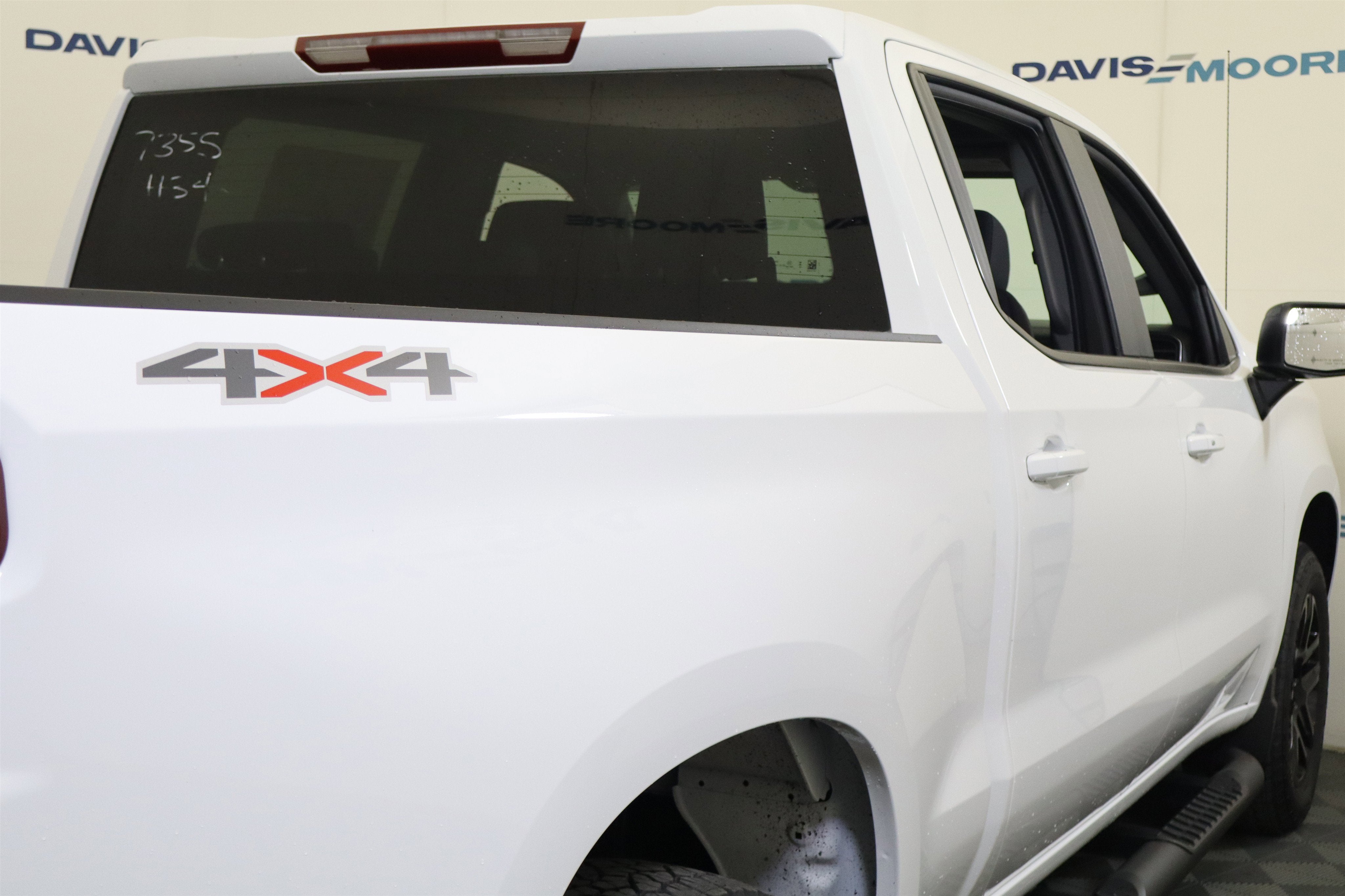 2026 Chevrolet Silverado 1500 RST Crew Cab 4WD