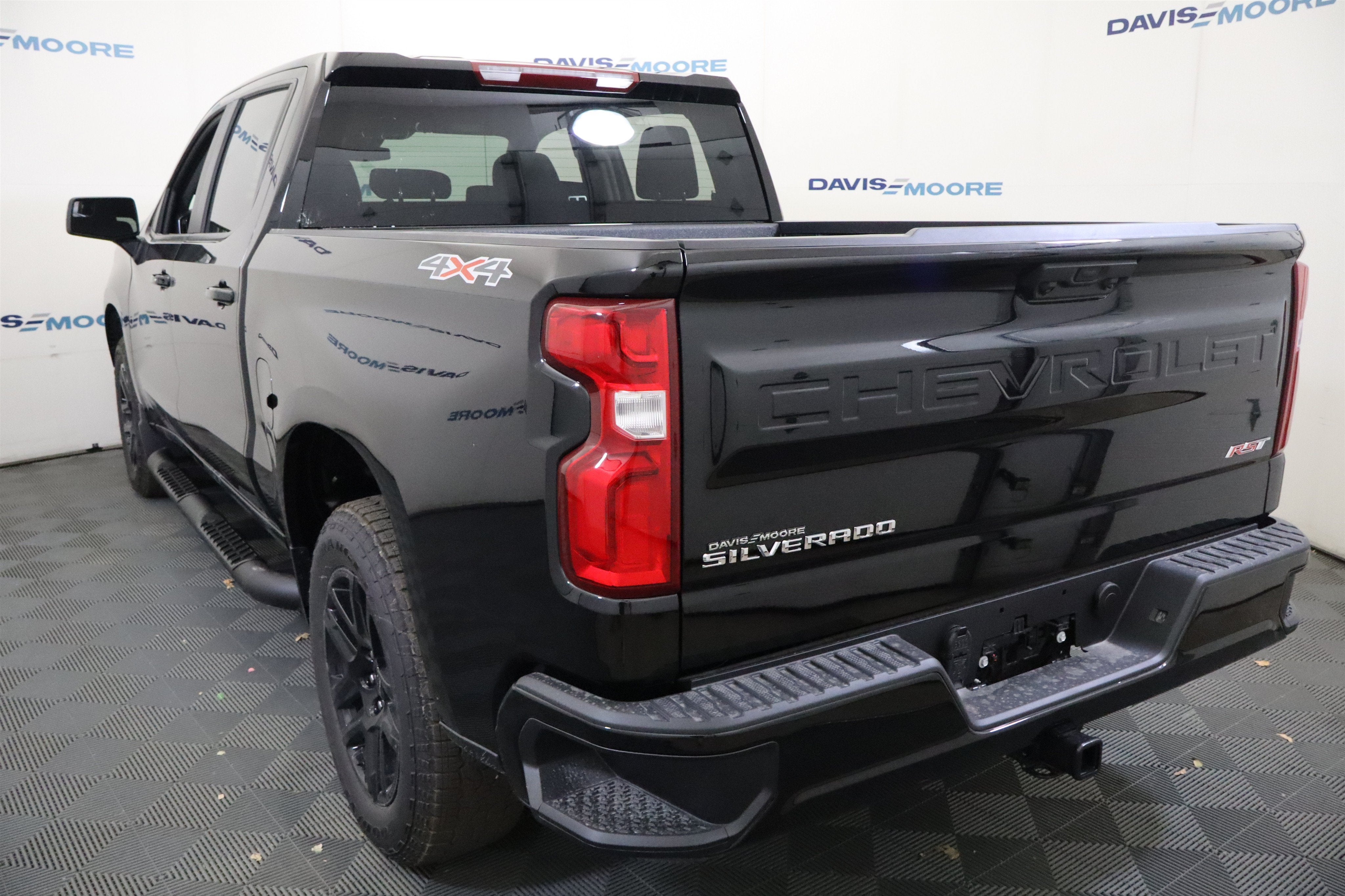 2026 Chevrolet Silverado 1500 RST Crew Cab 4WD