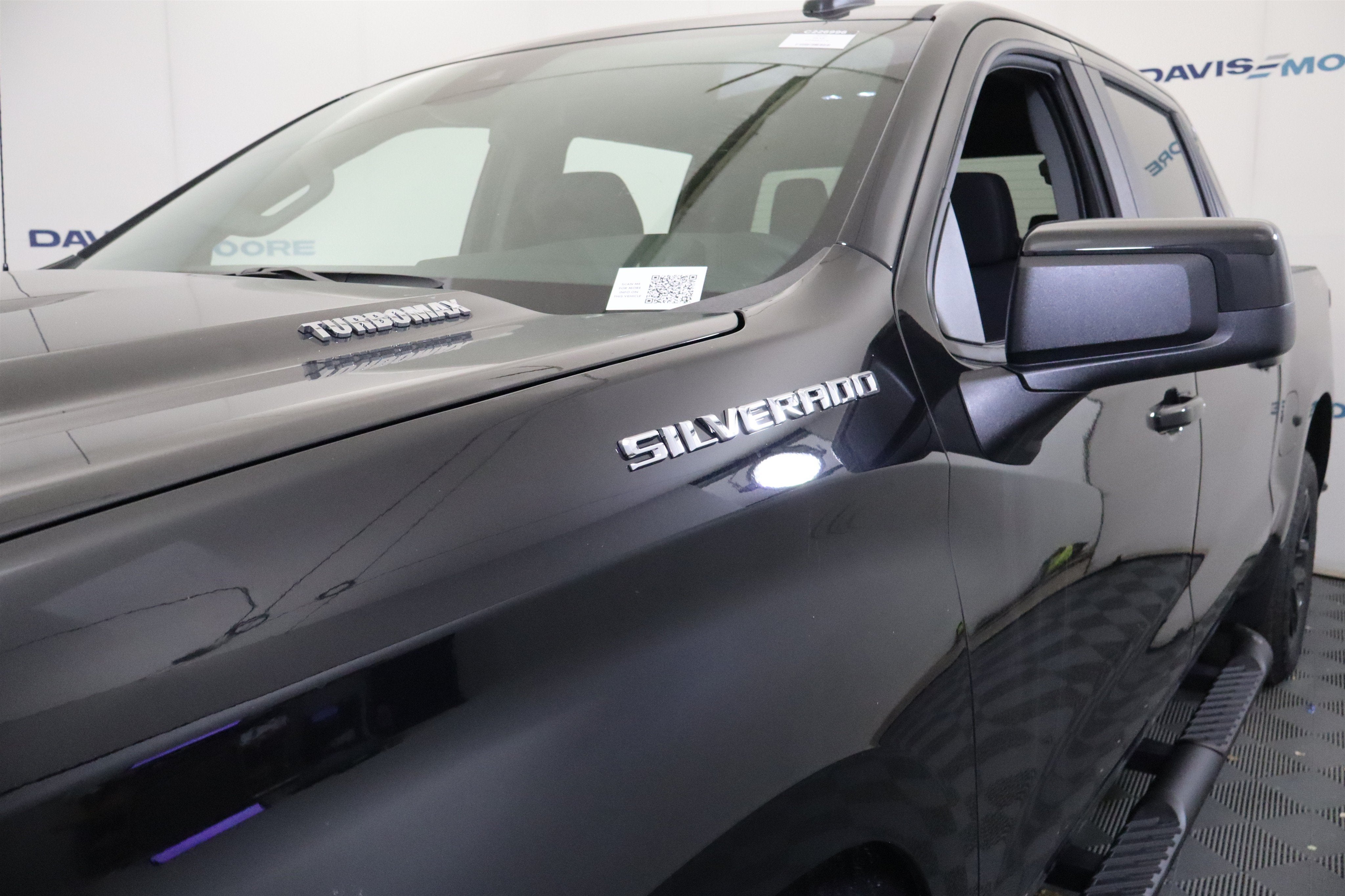2026 Chevrolet Silverado 1500 RST Crew Cab 4WD