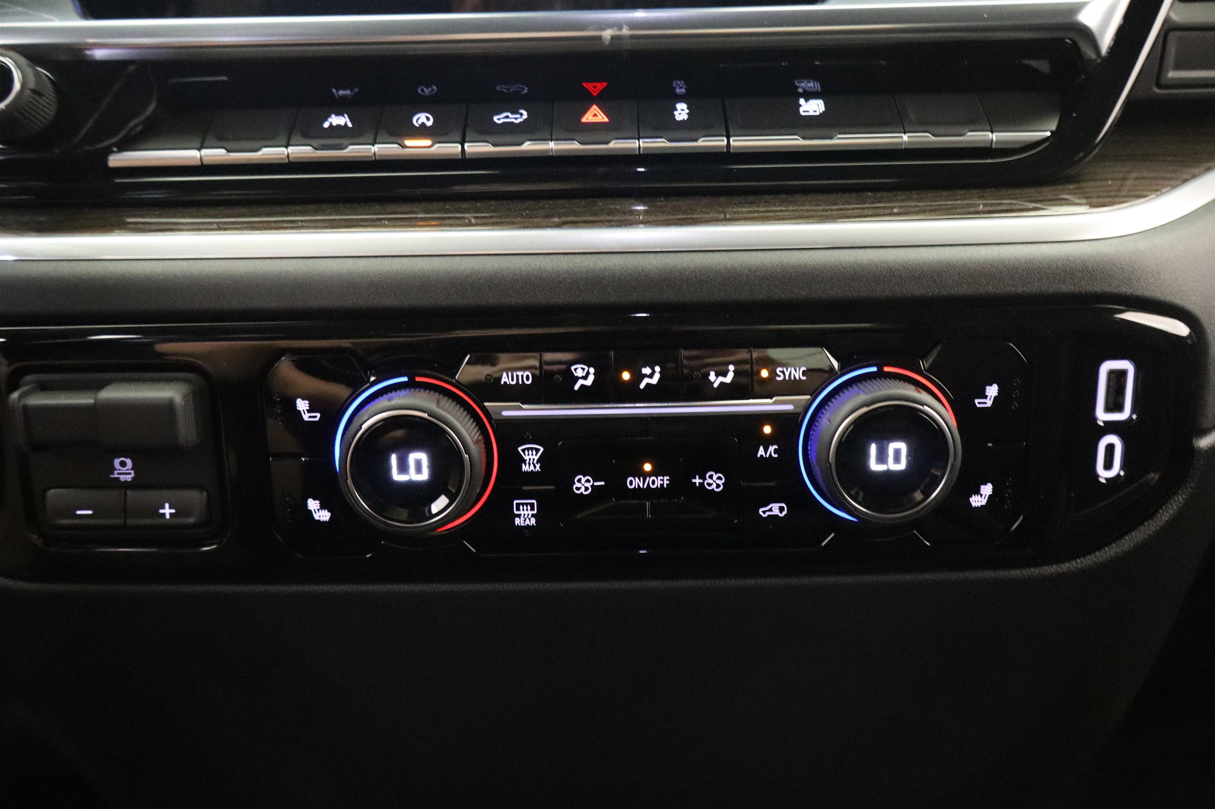 2026 Chevrolet Silverado 1500 RST Crew Cab 4WD