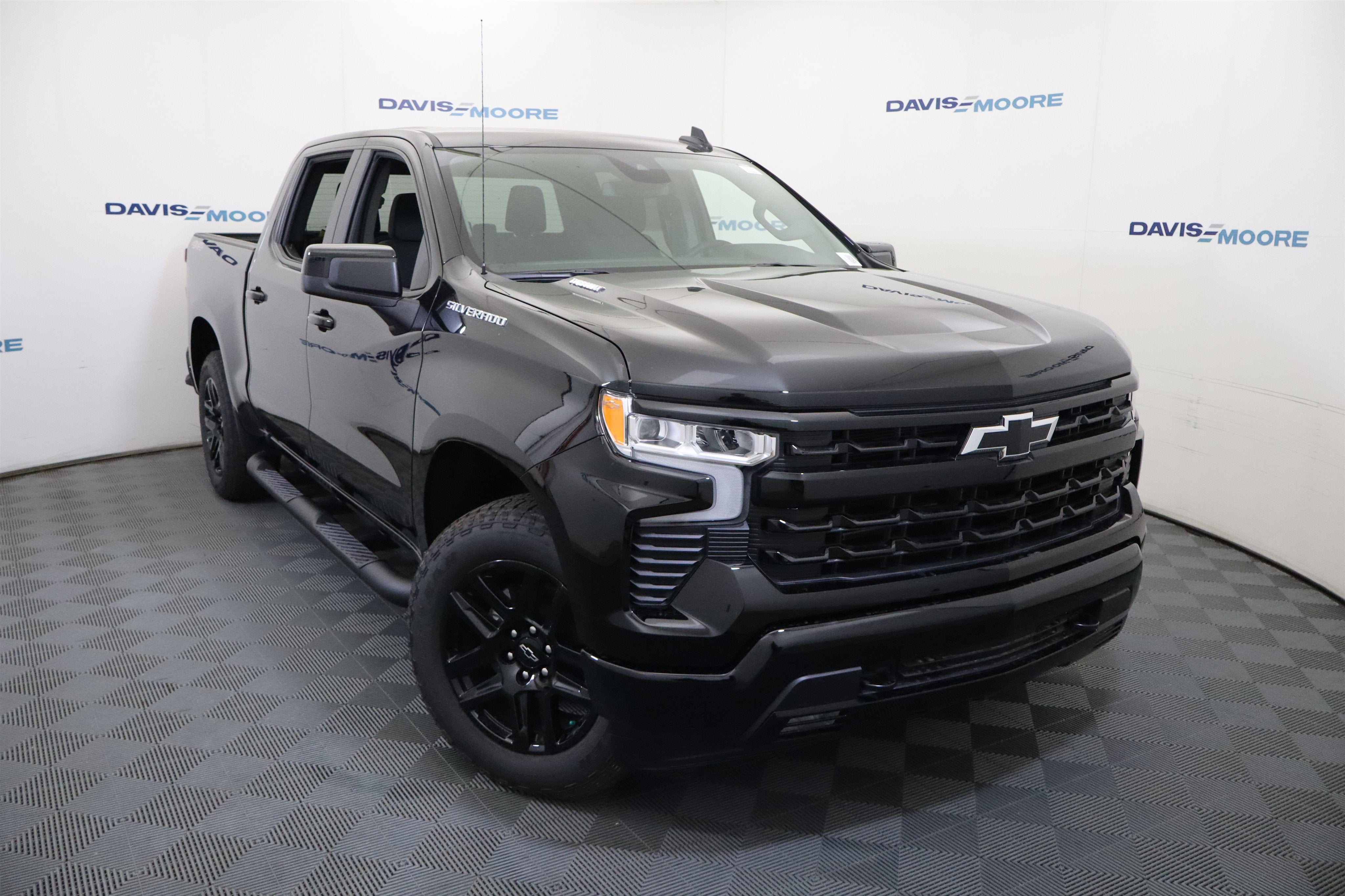 2026 Chevrolet Silverado 1500 RST Crew Cab 4WD