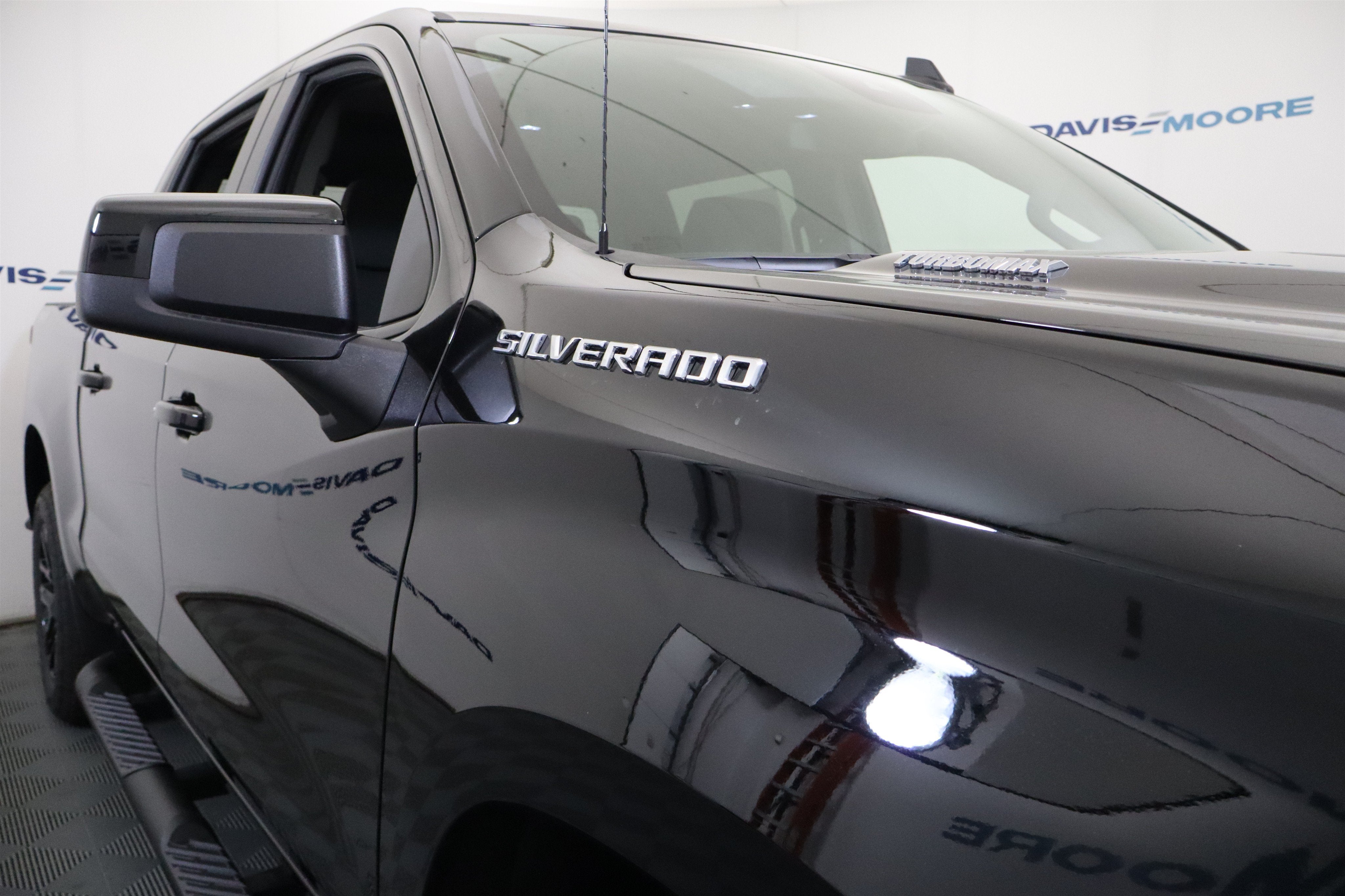 2026 Chevrolet Silverado 1500 RST Crew Cab 4WD