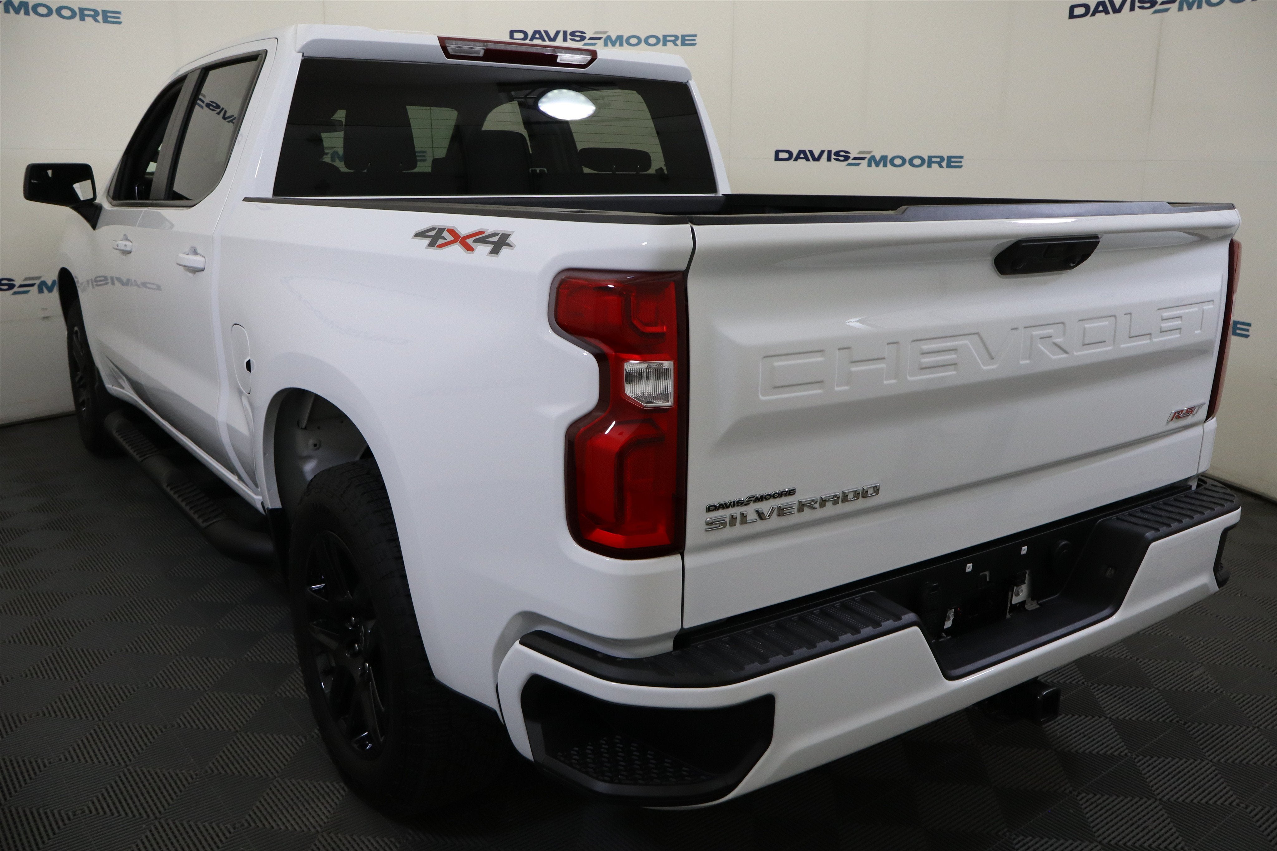 2026 Chevrolet Silverado 1500 RST Crew Cab 4WD
