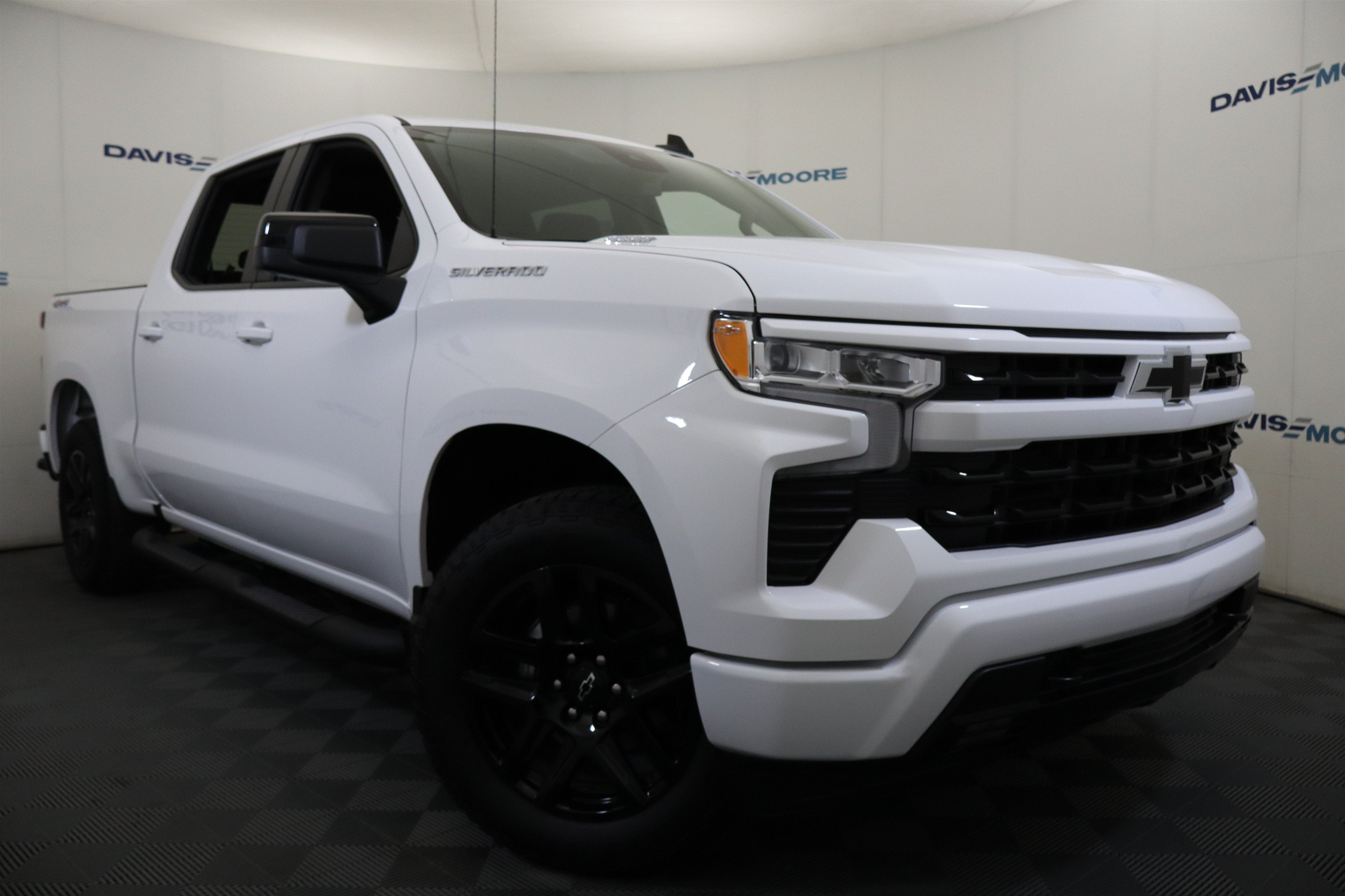 2026 Chevrolet Silverado 1500 RST Crew Cab 4WD