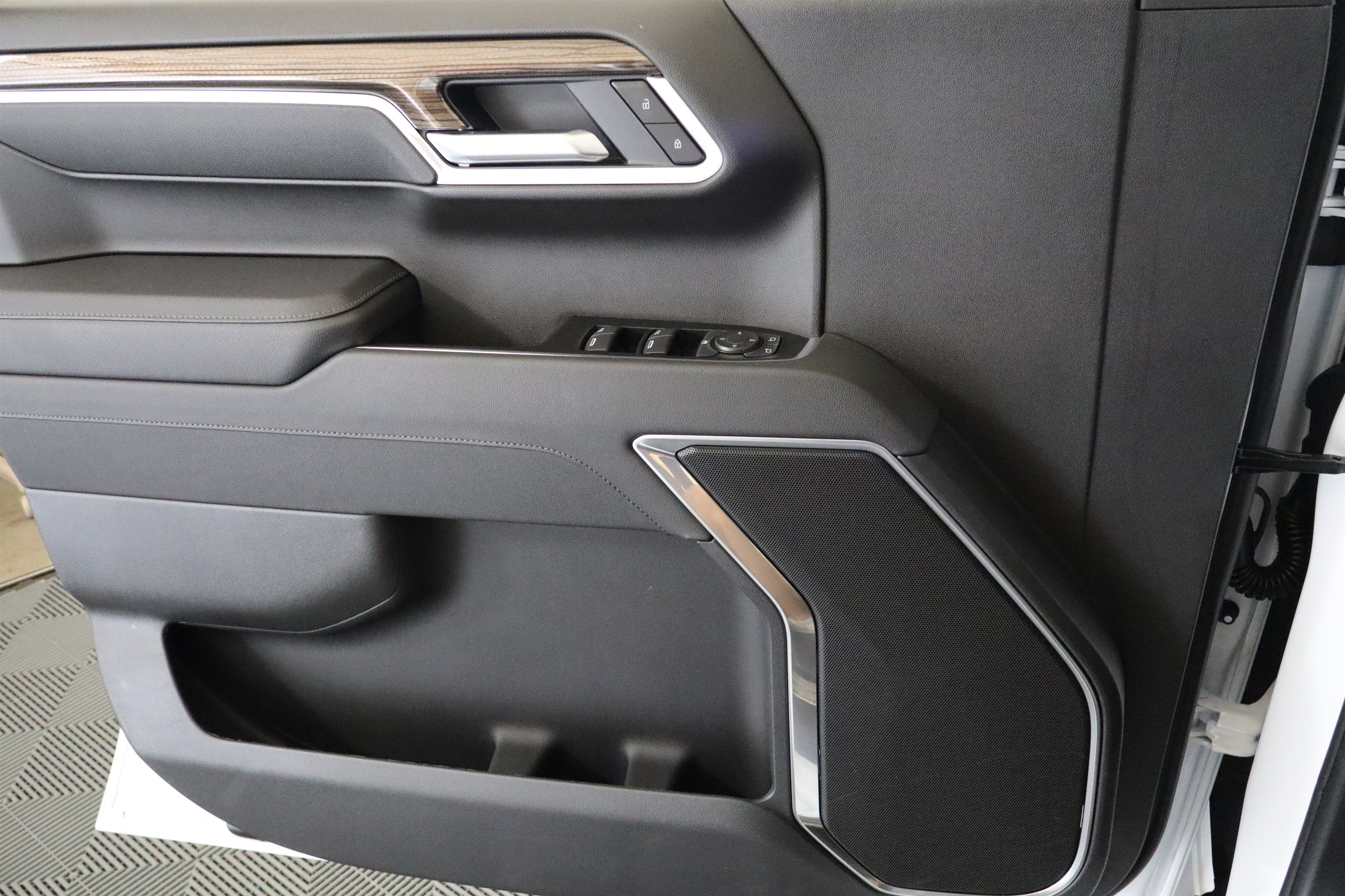 2026 Chevrolet Silverado 1500 RST Crew Cab 4WD