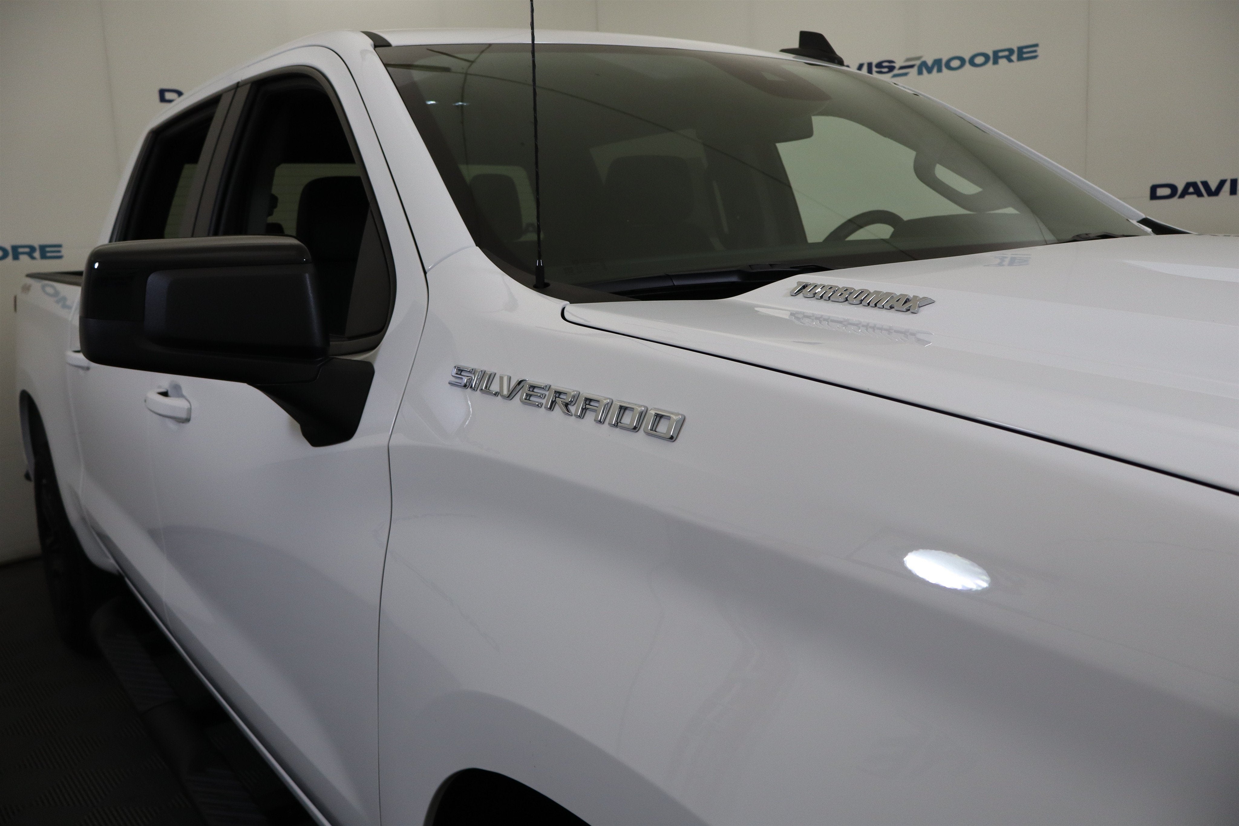 2026 Chevrolet Silverado 1500 RST Crew Cab 4WD