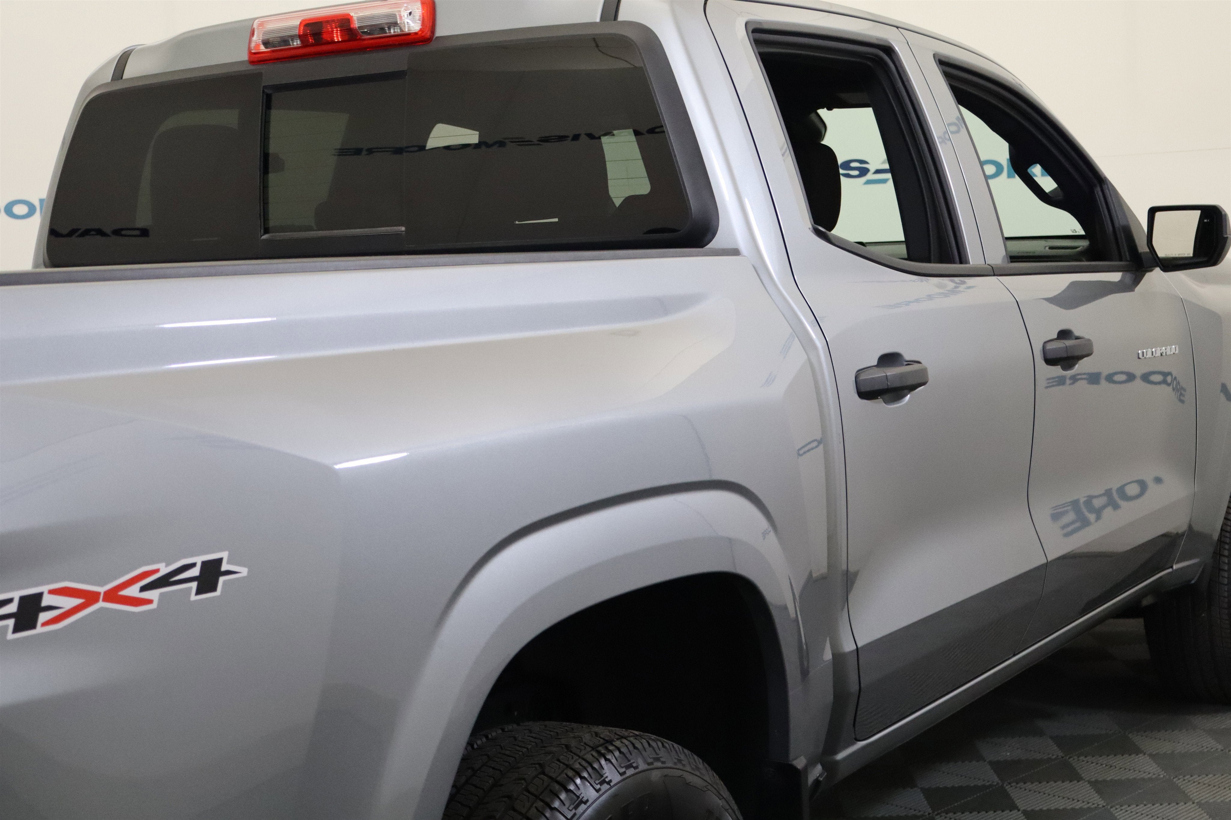 2026 Chevrolet Colorado 4WD Work Truck Crew Cab